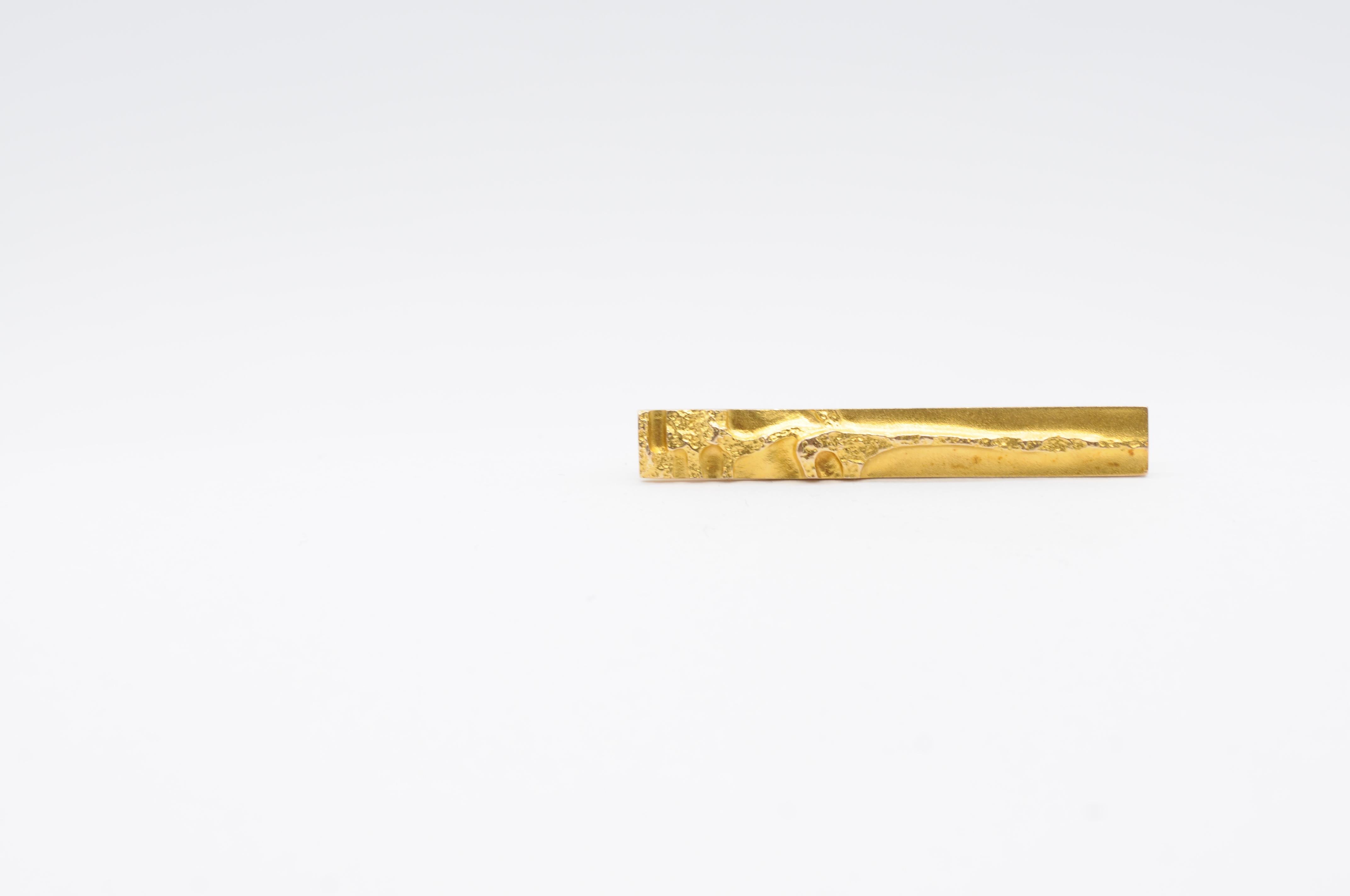 Aesthetic Movement Lapponia tie clip from Finland 18k yellow gold For Sale