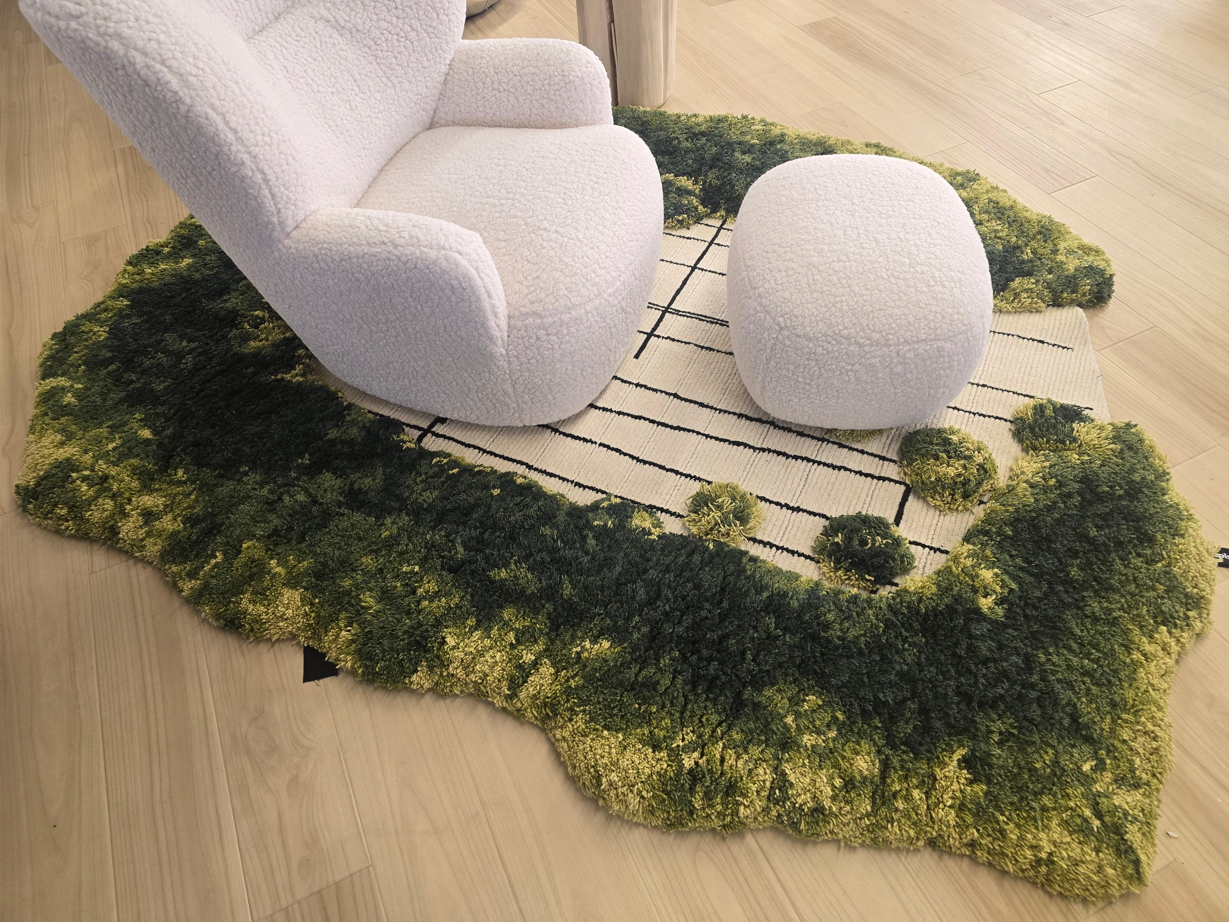 Lapse 3 par Duccio Maria Gambi
Tempore, terme latin désignant une période temporaire ou provisoire. Le point de départ du processus créatif d'une collection de tapis noués à la main en laine de l'Himalaya évoquant un intervalle de temps temporaire