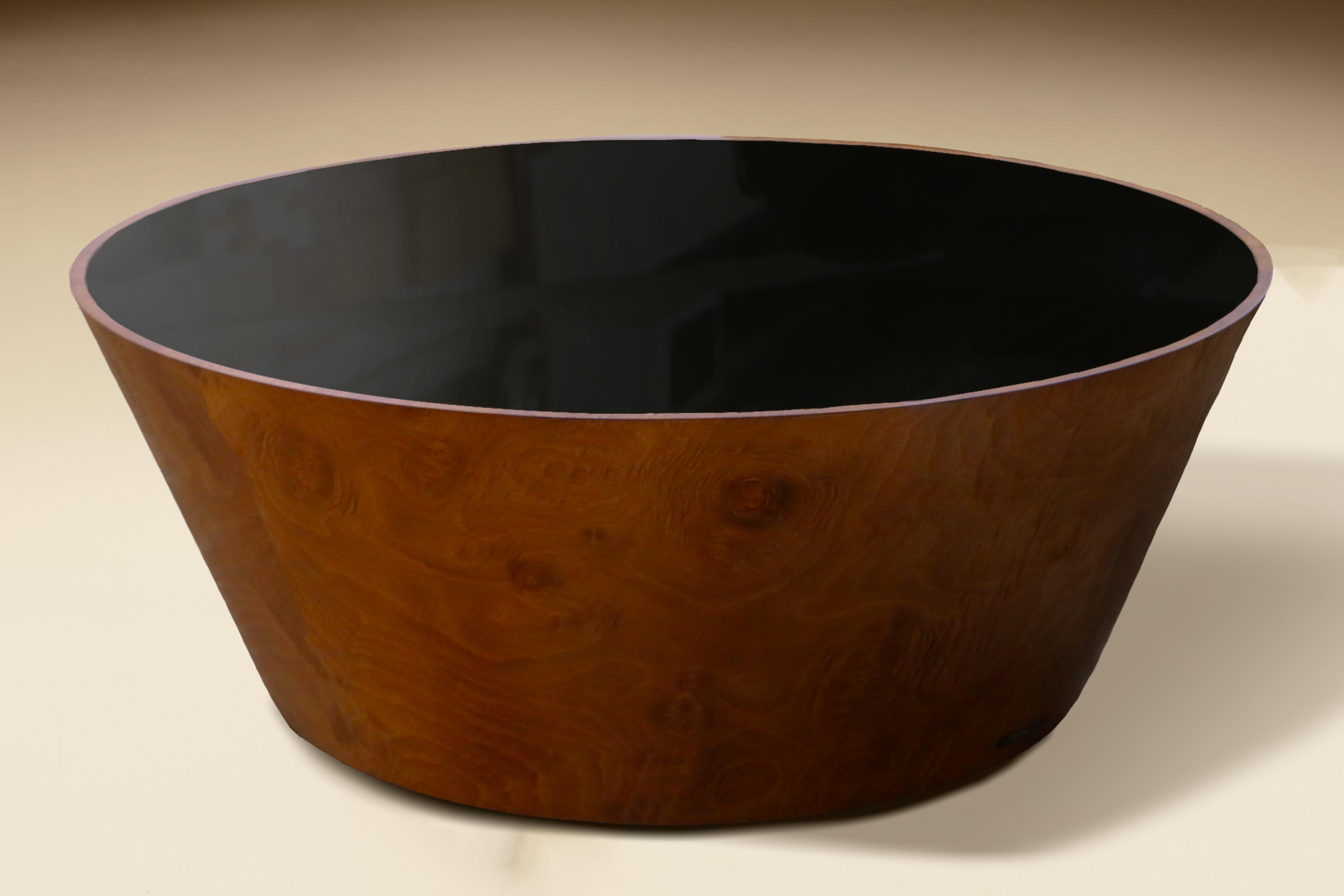 Français Table basse ronde en verre laqué de Tatjana von Stein, France en vente