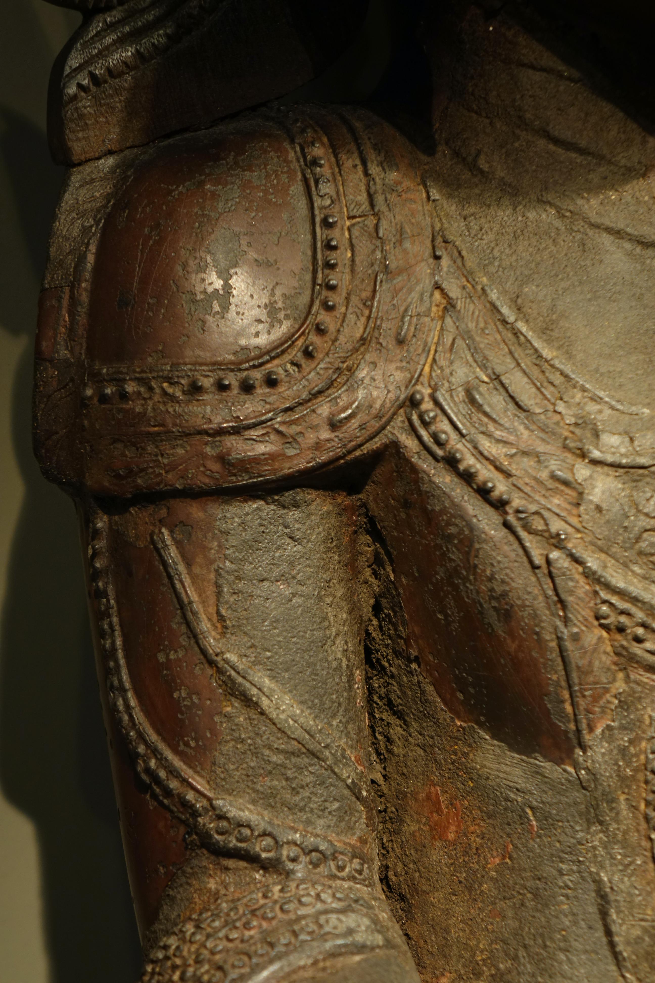Sculpté à la main Bouddha en bois laqué, Shan États-Unis, Birmanie, en partie du 18e siècle en vente