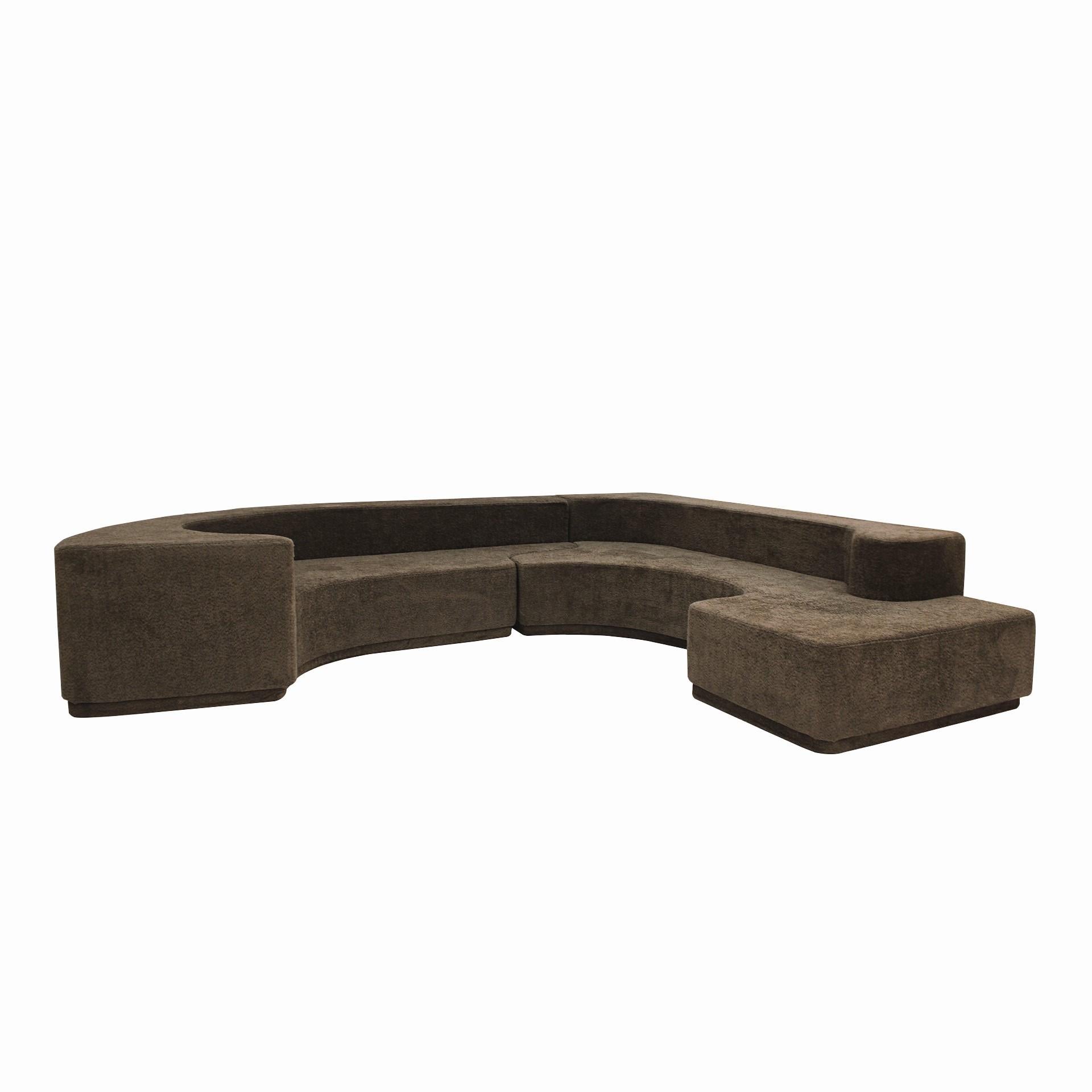 Sofa designed by Roberto Pamio and Renato Toso for Stilwood, Italy, 1960s.

The LARA model consists of two modules that fit together perfectly. Designed with a modular concept and a low backrest, the Lara sofa stands out for its slender, linear