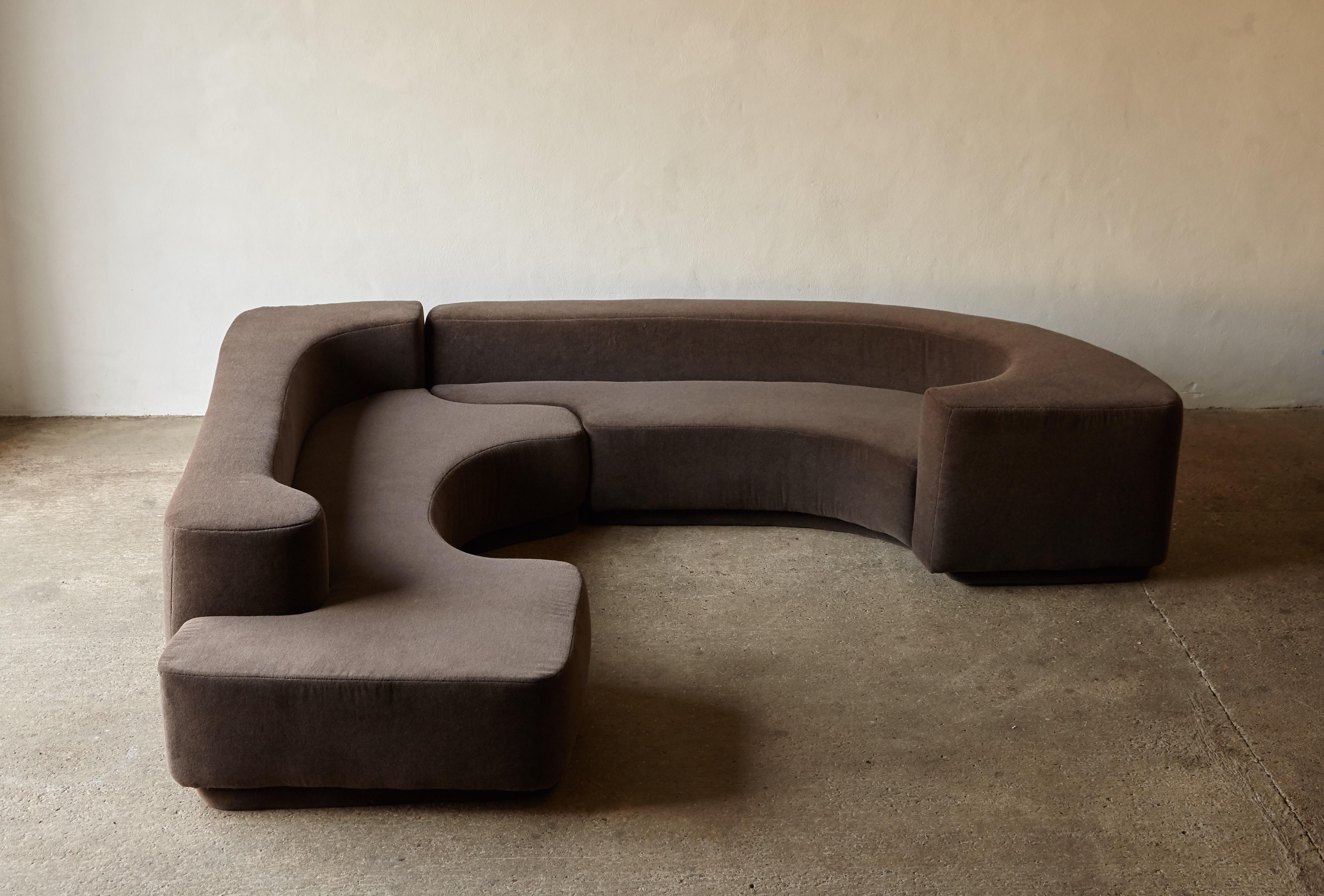 Mid-Century Modern Lara Sofa by Pamio, Toso and Massari, New Alpaca Upholstery, Italy, 1960s