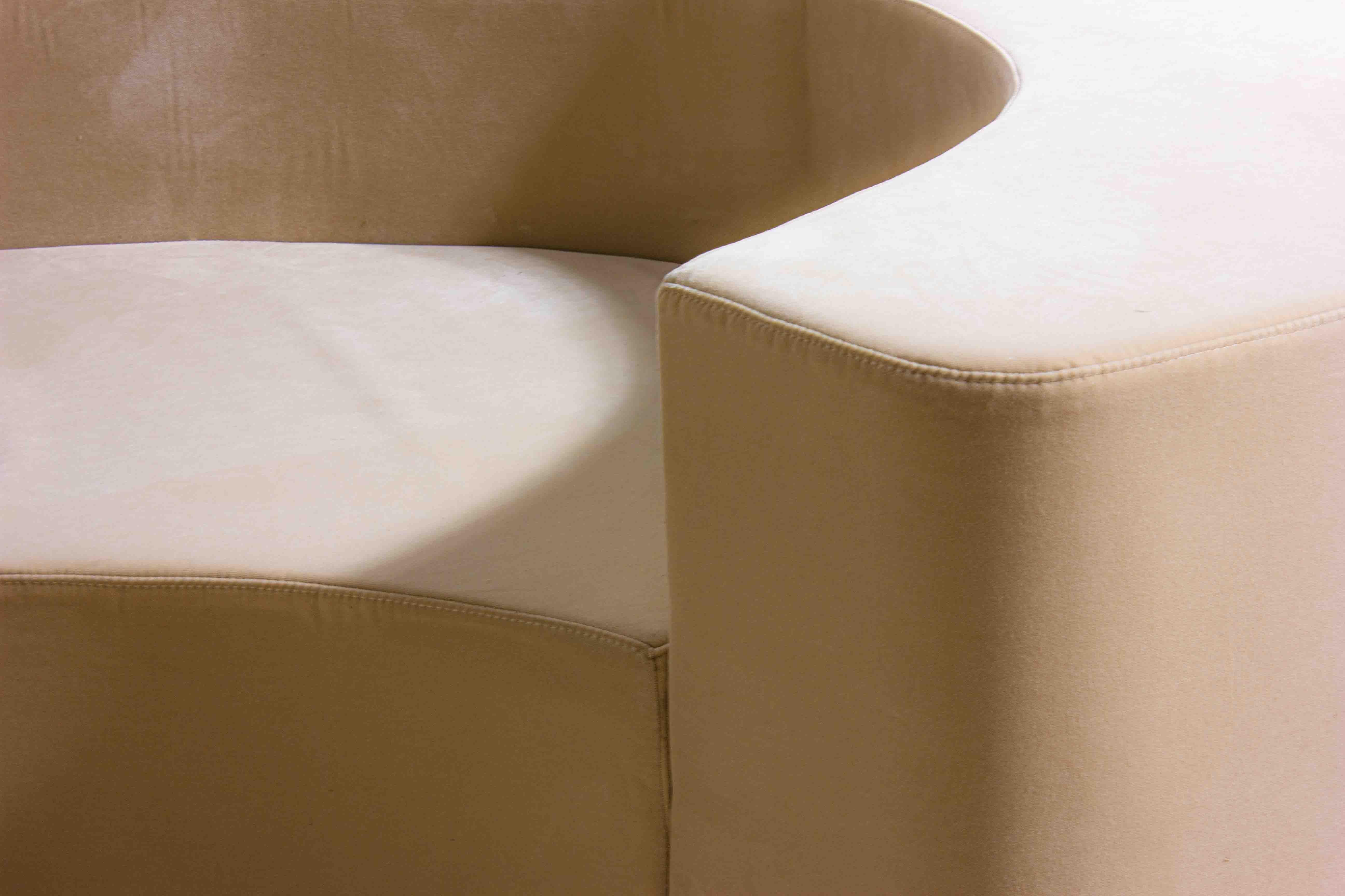 Mid-Century Modern 'Lara' sofa by Roberto Pamio for Stilwood in beige velvet, Italy 1958 For Sale