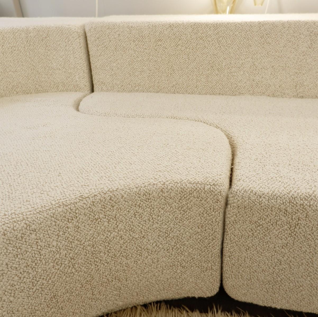 lara sofa by pamio
