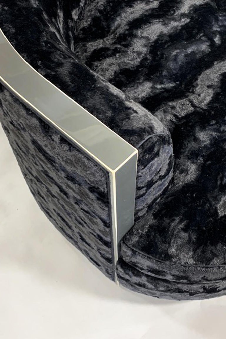 Medium gray lacquered wooden frame with hand-drawn beige edges, supporting an upholstered back and seating surface in black faux fur.

Custom sizes, finishes, materials available.
 