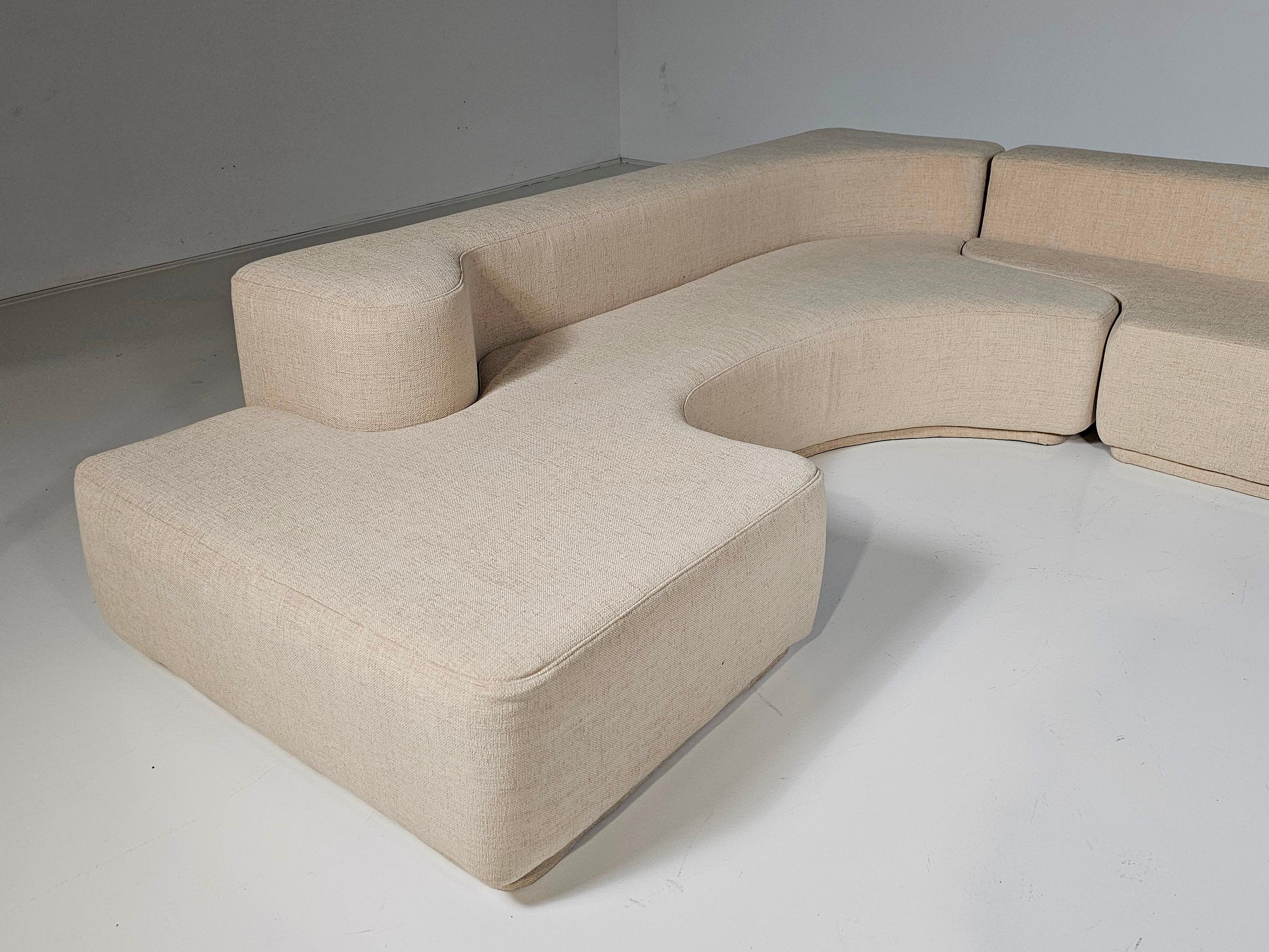 Chenille Lara Sofa in beige chenille by Pamio, Toso and Massari for Stilwood, Italy, 1960