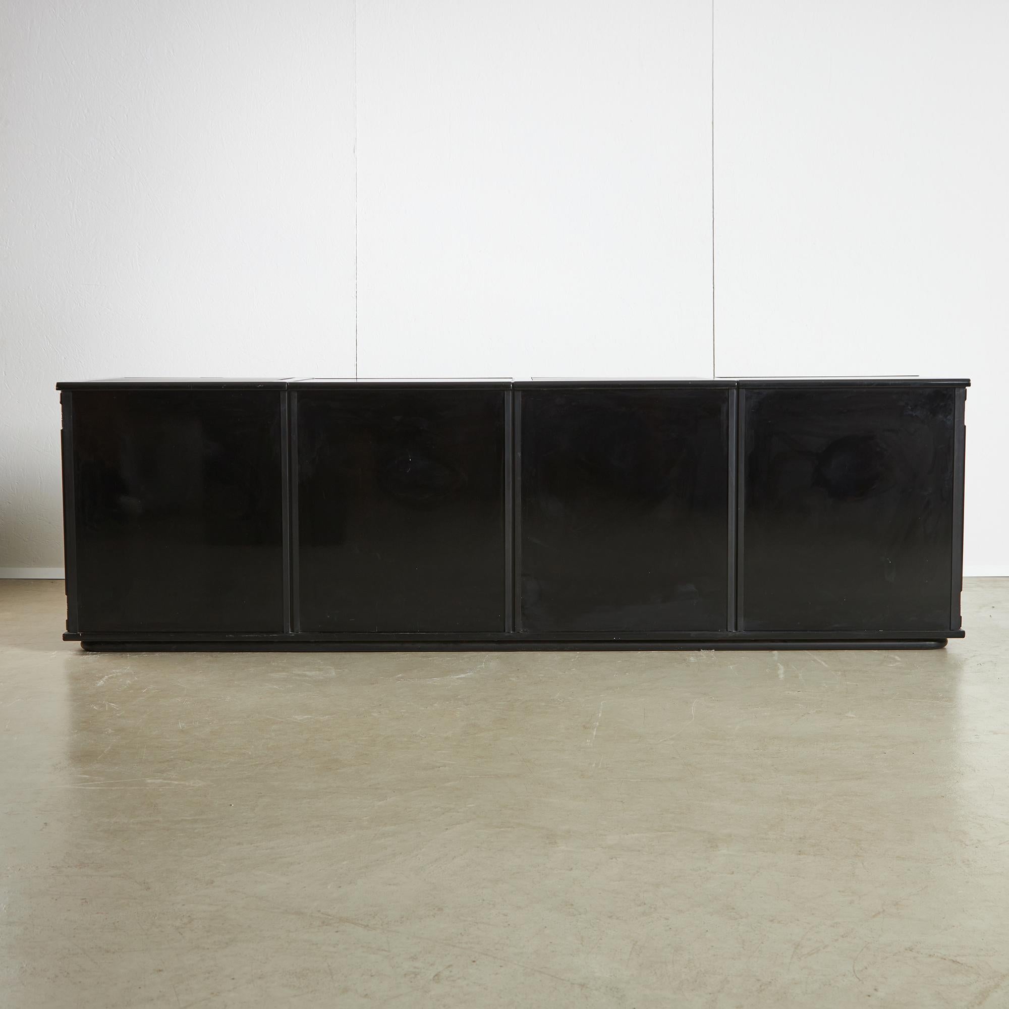 Larco Series Sideboard by Gianfranco Frattini for Molteni, 1970s In Good Condition In Budapest, HU
