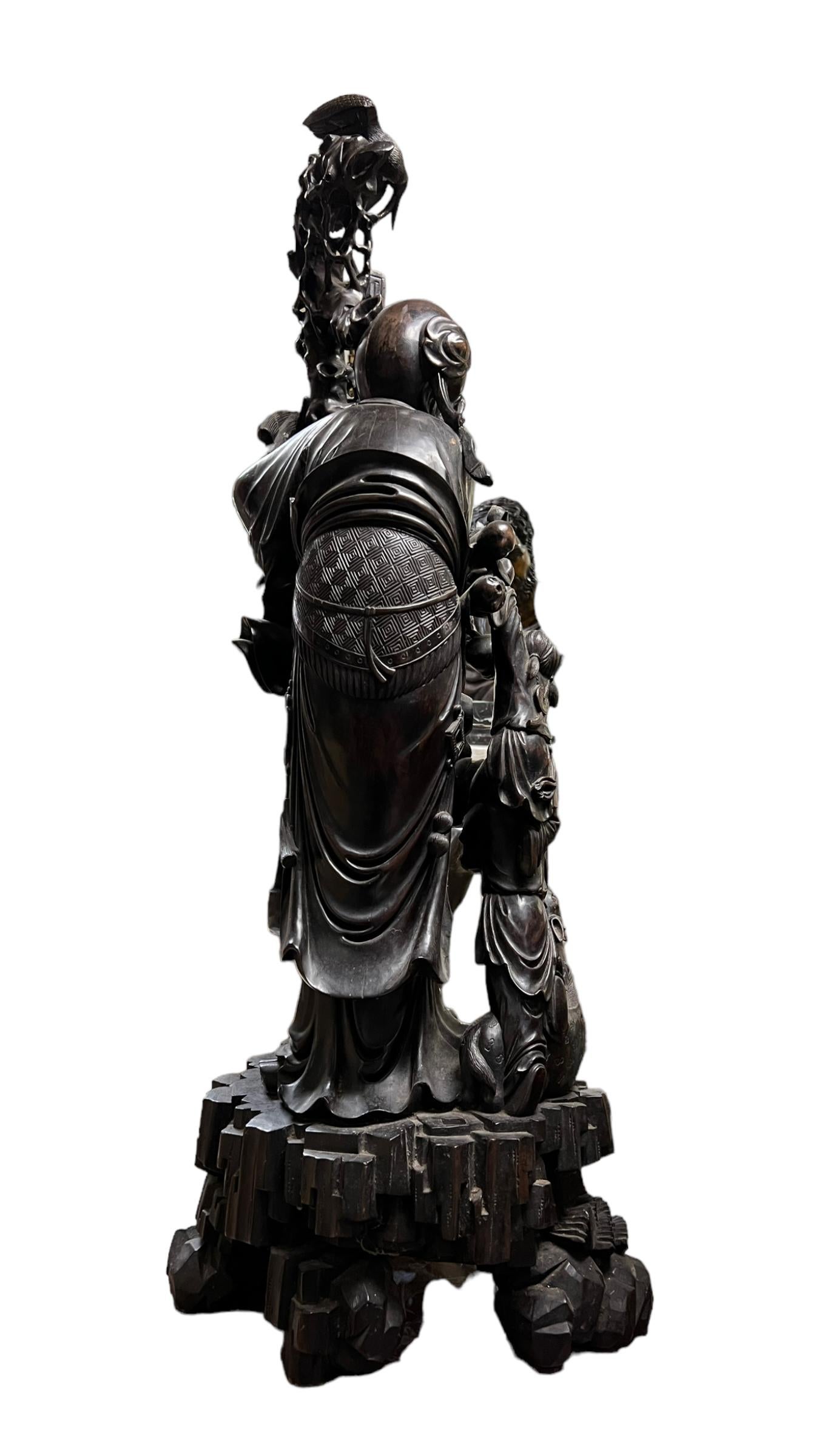 Larg Chinese Daoist God of Longevity Holzstatue des langen Lebens, Shou Lao (Shou Xing (19. Jahrhundert) im Angebot