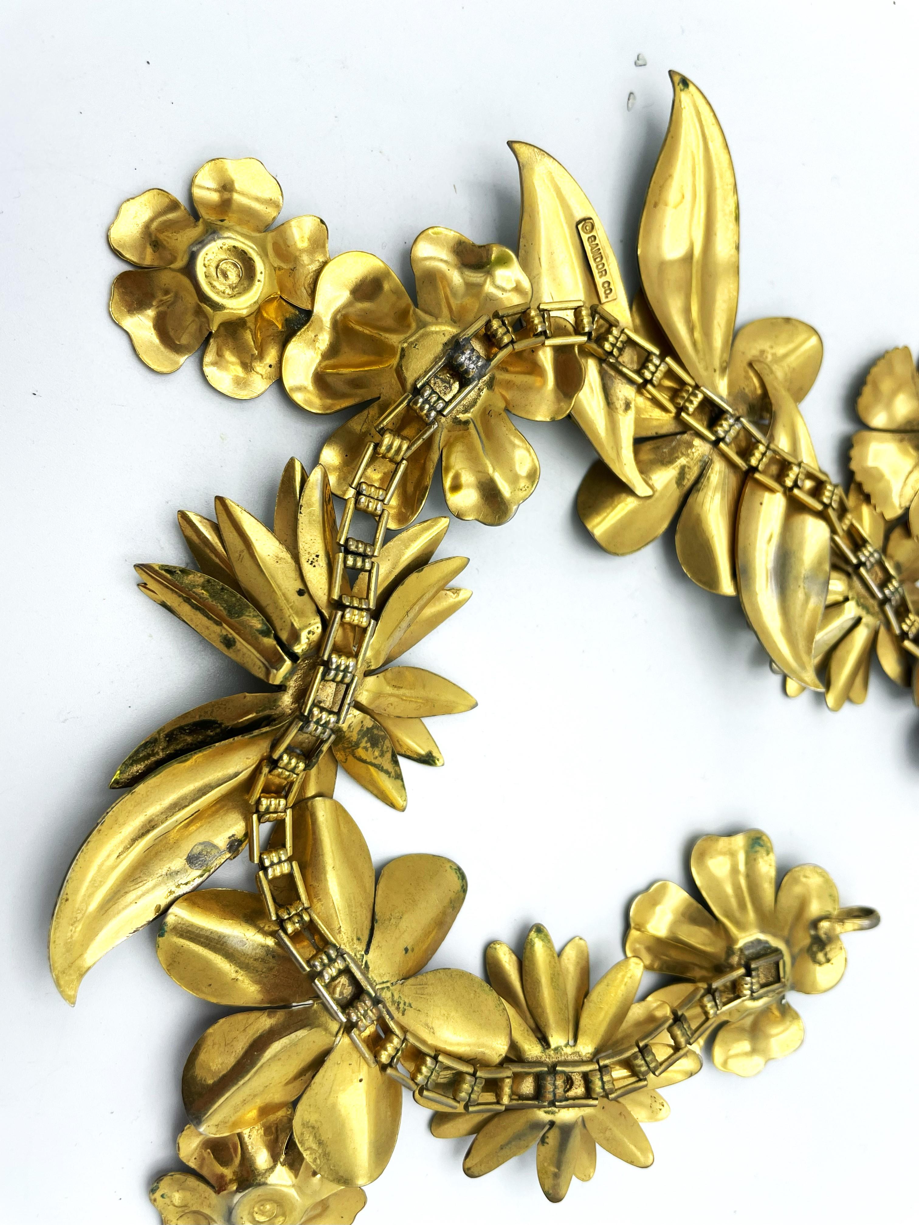 Larg hand enamelled metal floral motif necklace and earclips by SANDOR 1950's US For Sale 6