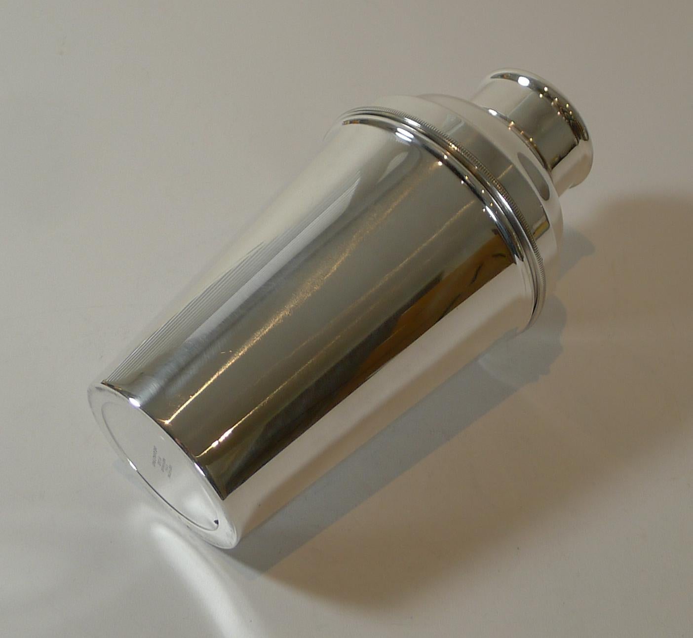 Mid-20th Century Large 1 1/2 Pint Silver Plated Cocktail Shaker by Suckling Ltd. c.1930