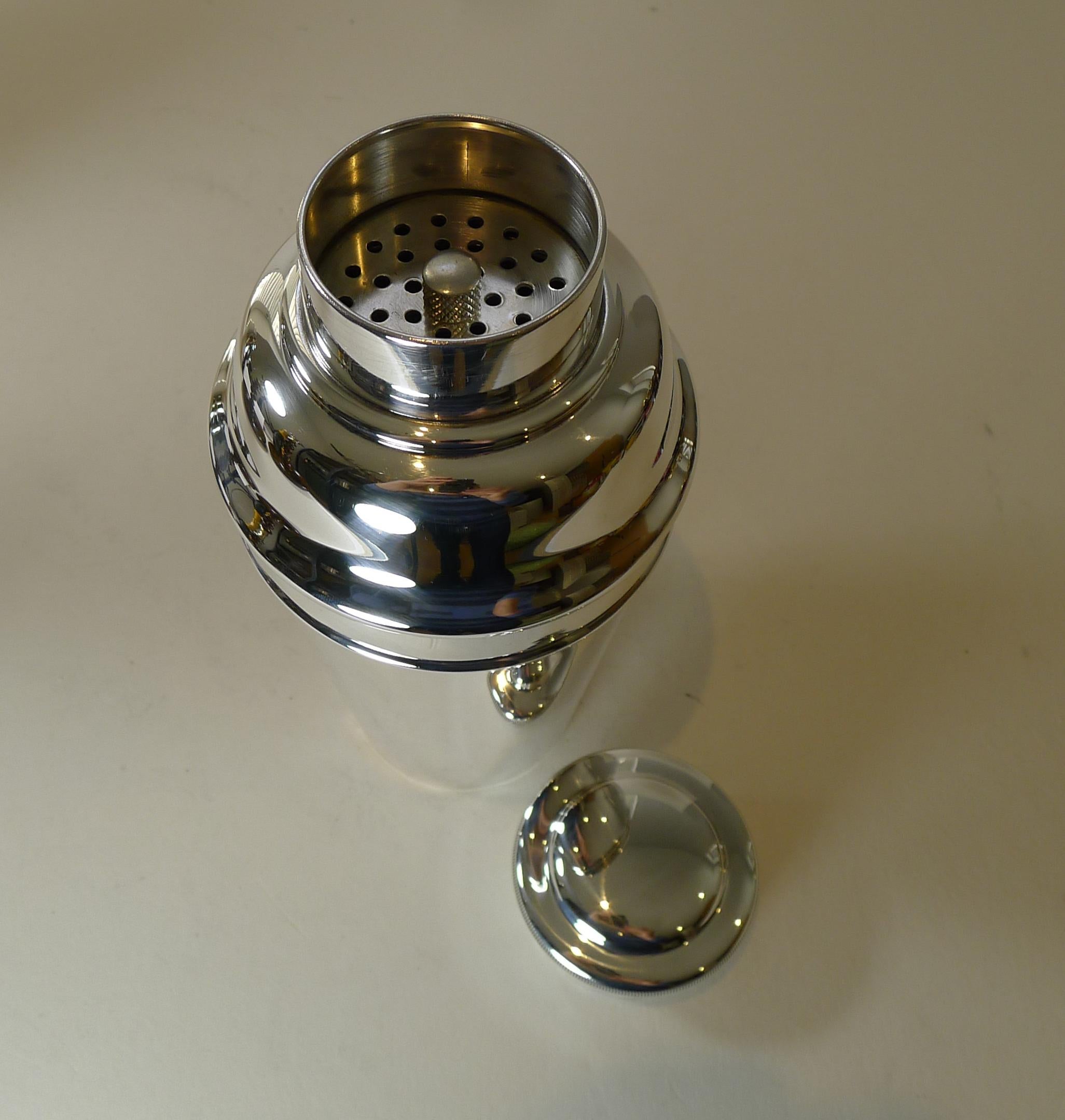 Large 1 1/2 Pint Silver Plated Cocktail Shaker by Suckling Ltd. c.1930 1