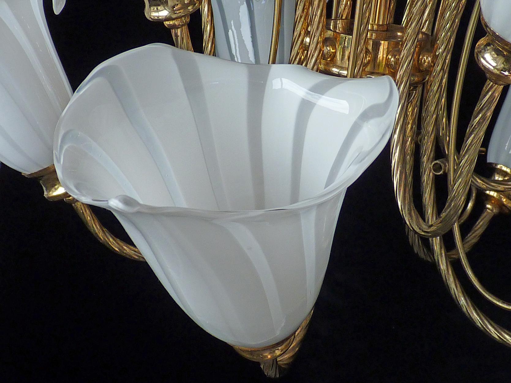 Late 20th Century Large 10-Light Murano Calla Lily Chandelier by Franco Luce, Art Glass Gilt Brass