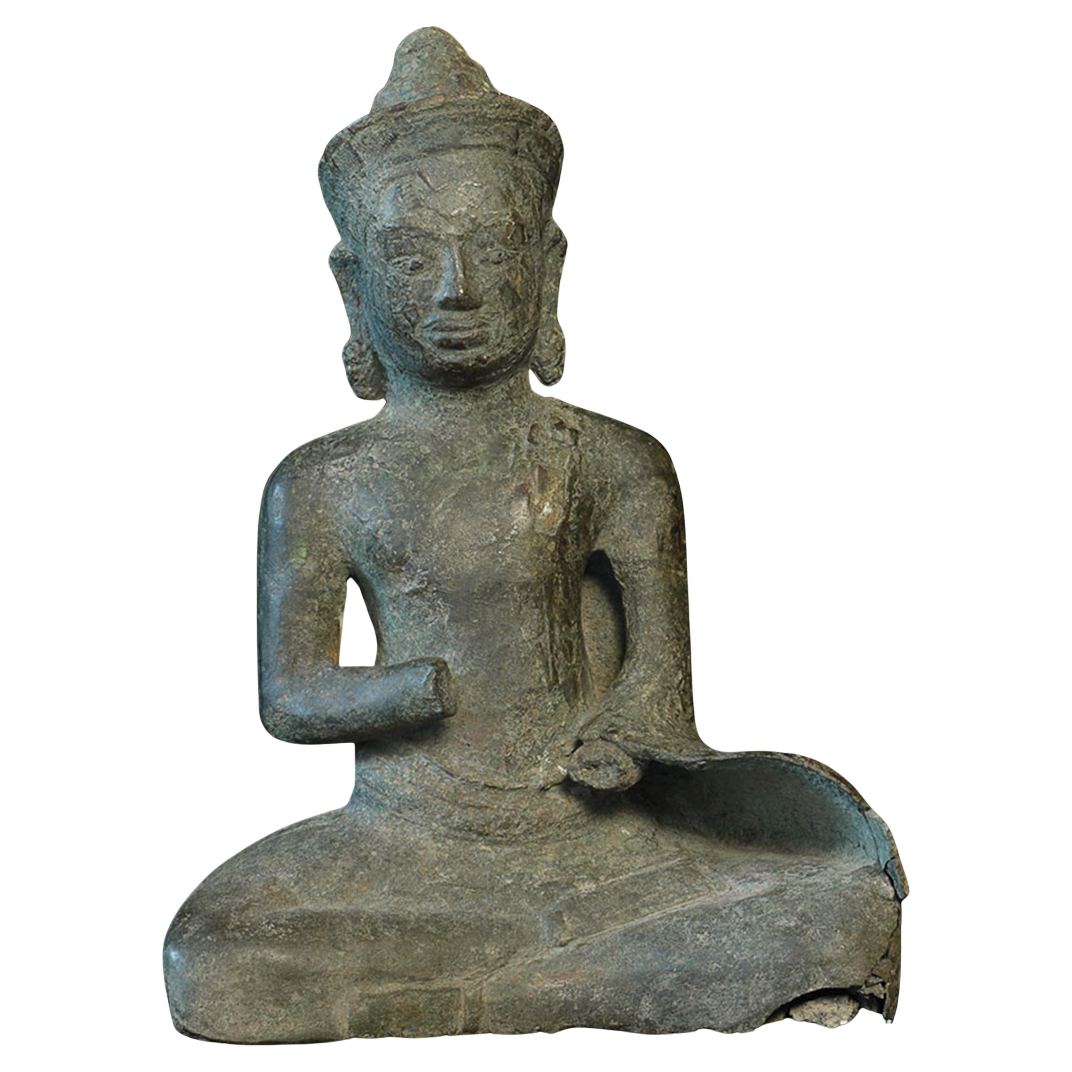 Grande sculpture de bouddha cambodgienne du 11e/12e siècle, art asiatique ancien. Bien coulé
