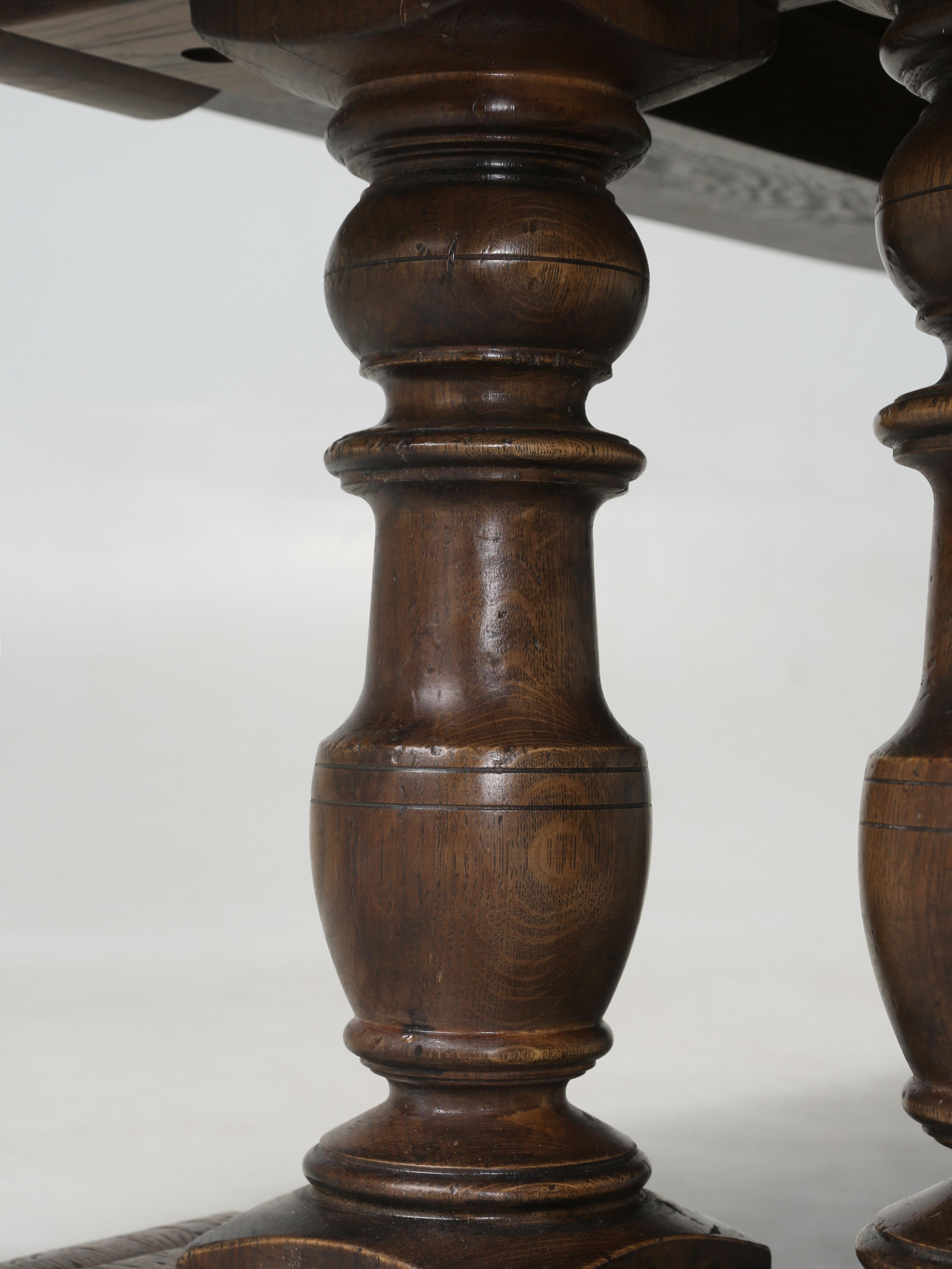 Großer 12' Country Reclaimed Oak Trestle Esstisch in jeder Größe oder Farbe hergestellt im Angebot 3