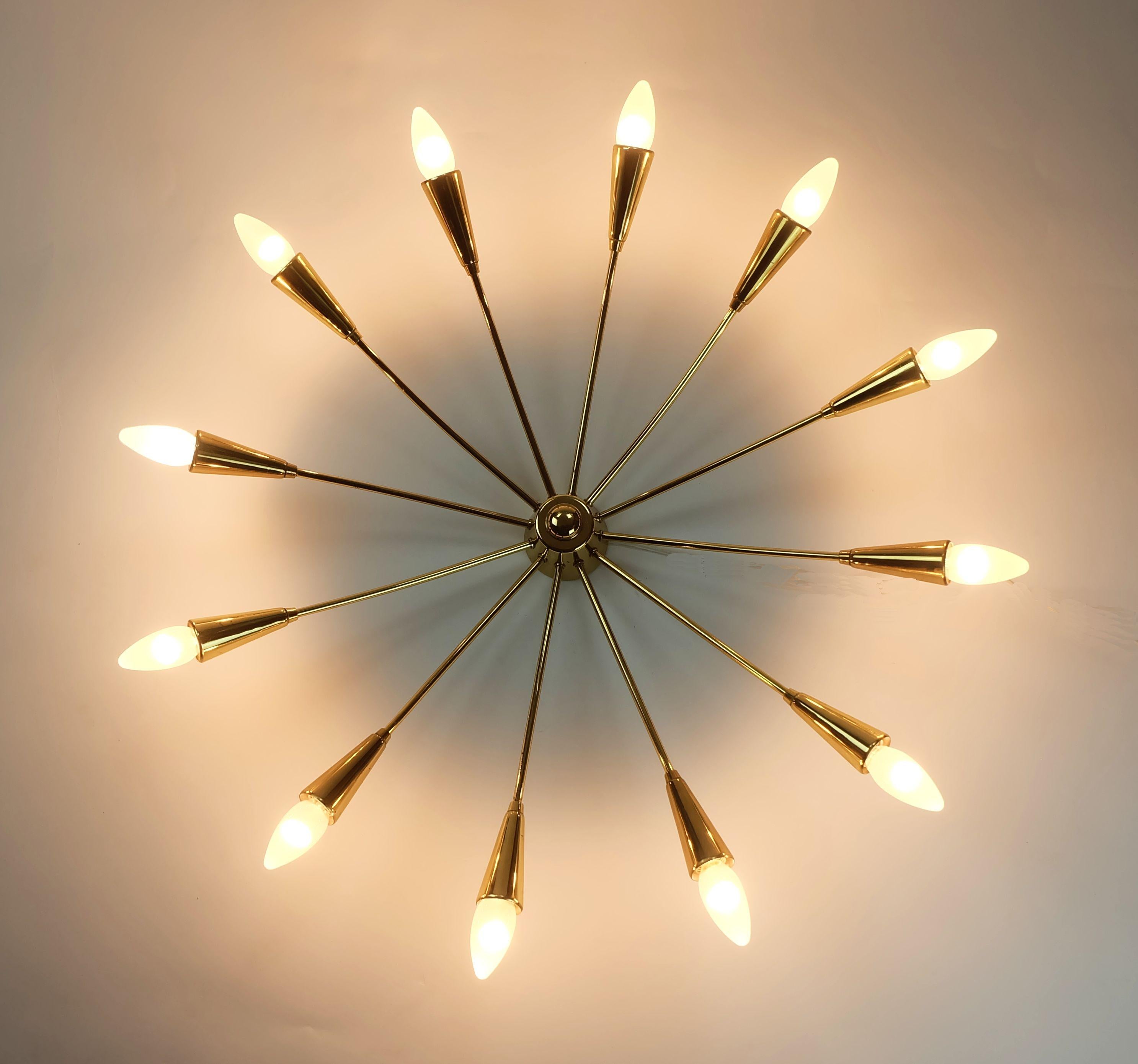 große 12-Licht 1950er Mitte Jahrhundert Sputnik Spinne CEILING LIGHT Messing Kronleuchter im Angebot 2