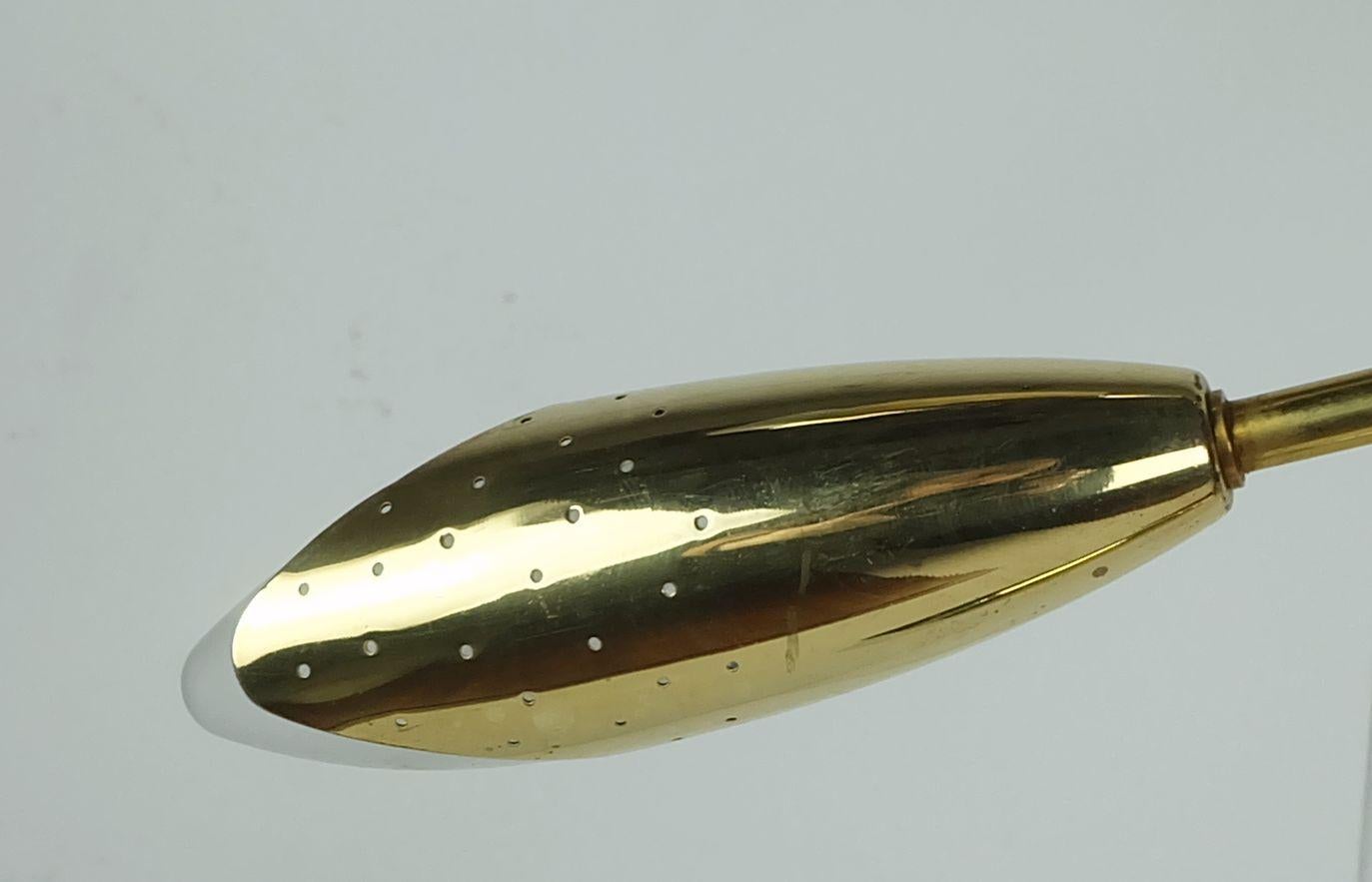 Ottone grande plafoniera a 12 luci Sputnik in ottone e metallo nero anni '50 in vendita