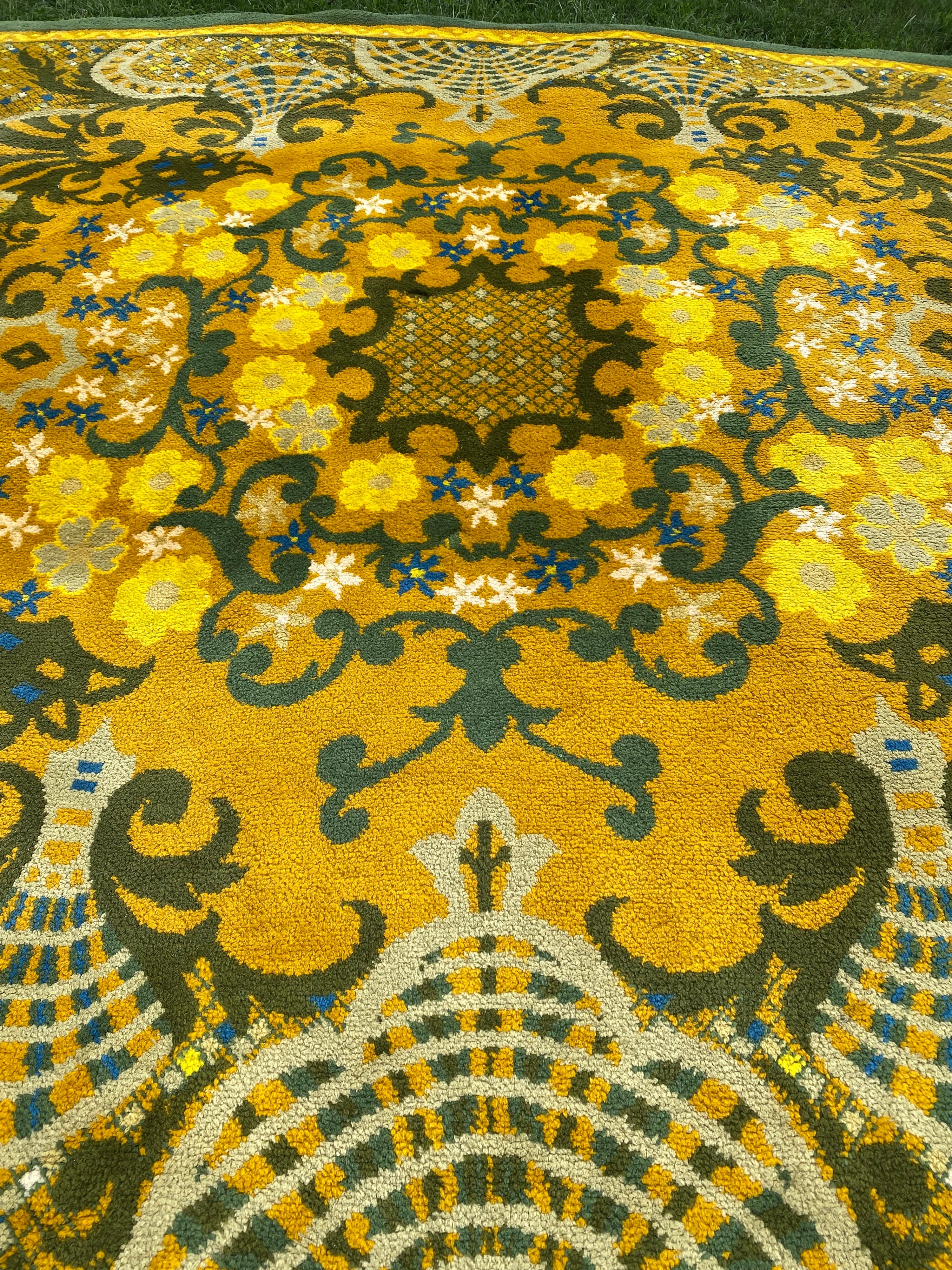 12 square rug