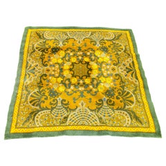 Großer quadratischer portugiesischer Wollteppich mit 12 Quadraten