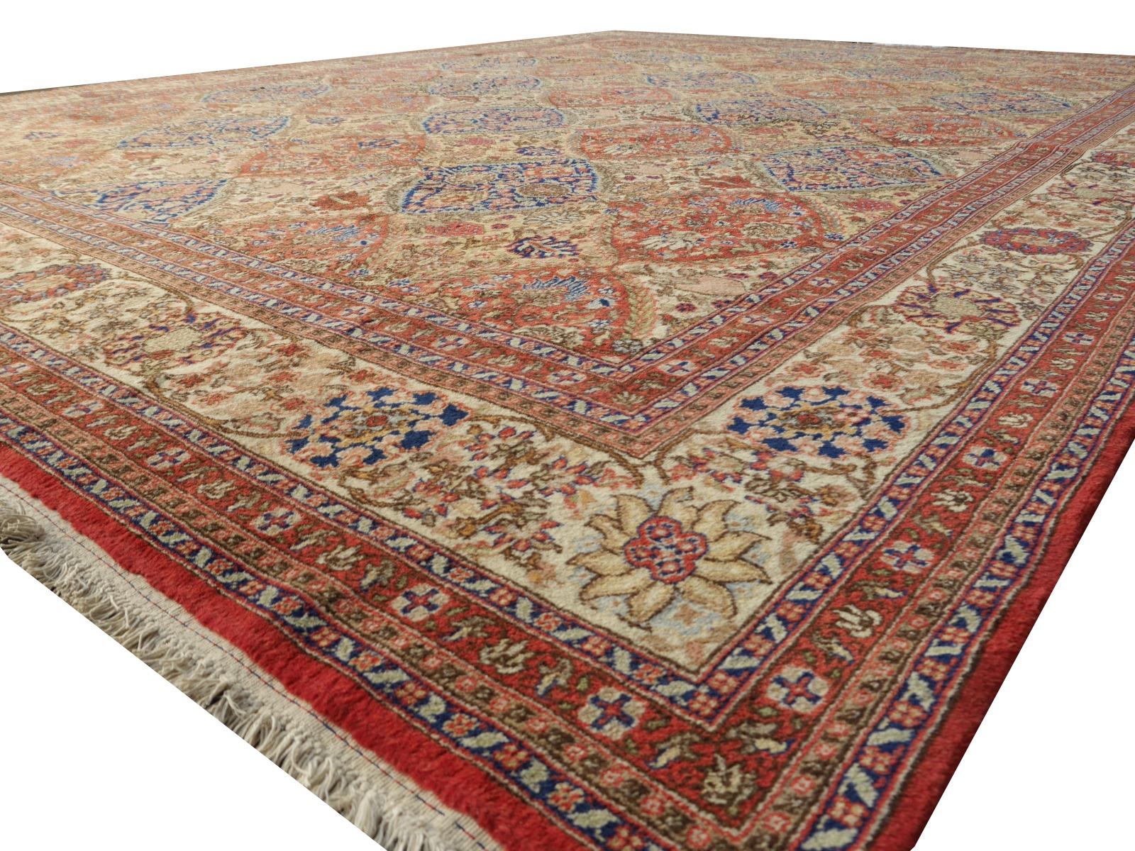 Large sized 10 x 13 ft Renaissance Aubusson Savonnerie style European hand knotted Area rug

This large hand knotted wool rug shows a Persian Kirman / Kerman design from the Midcentury style. it has a wool pile and cotton warp and weft. It is
