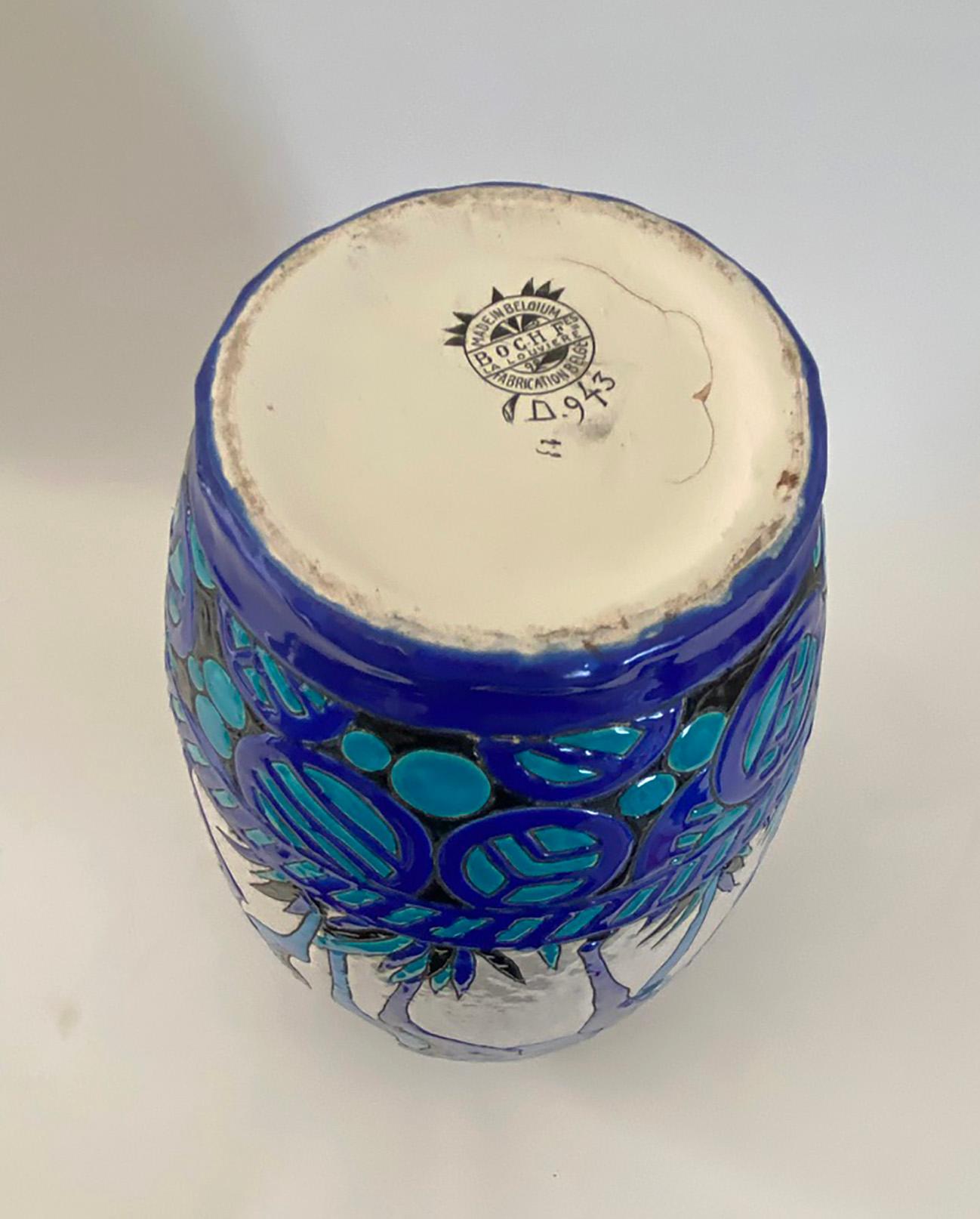 Grand vase en forme de cerf de Charles Catteau for Boch Freres pour Charles Catteau en vente 4