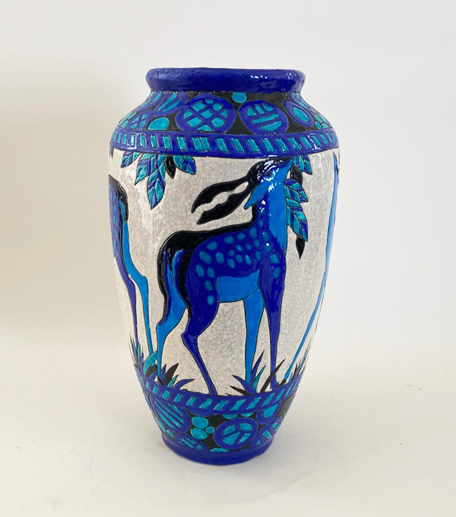 Art déco Grand vase en forme de cerf de Charles Catteau for Boch Freres pour Charles Catteau en vente
