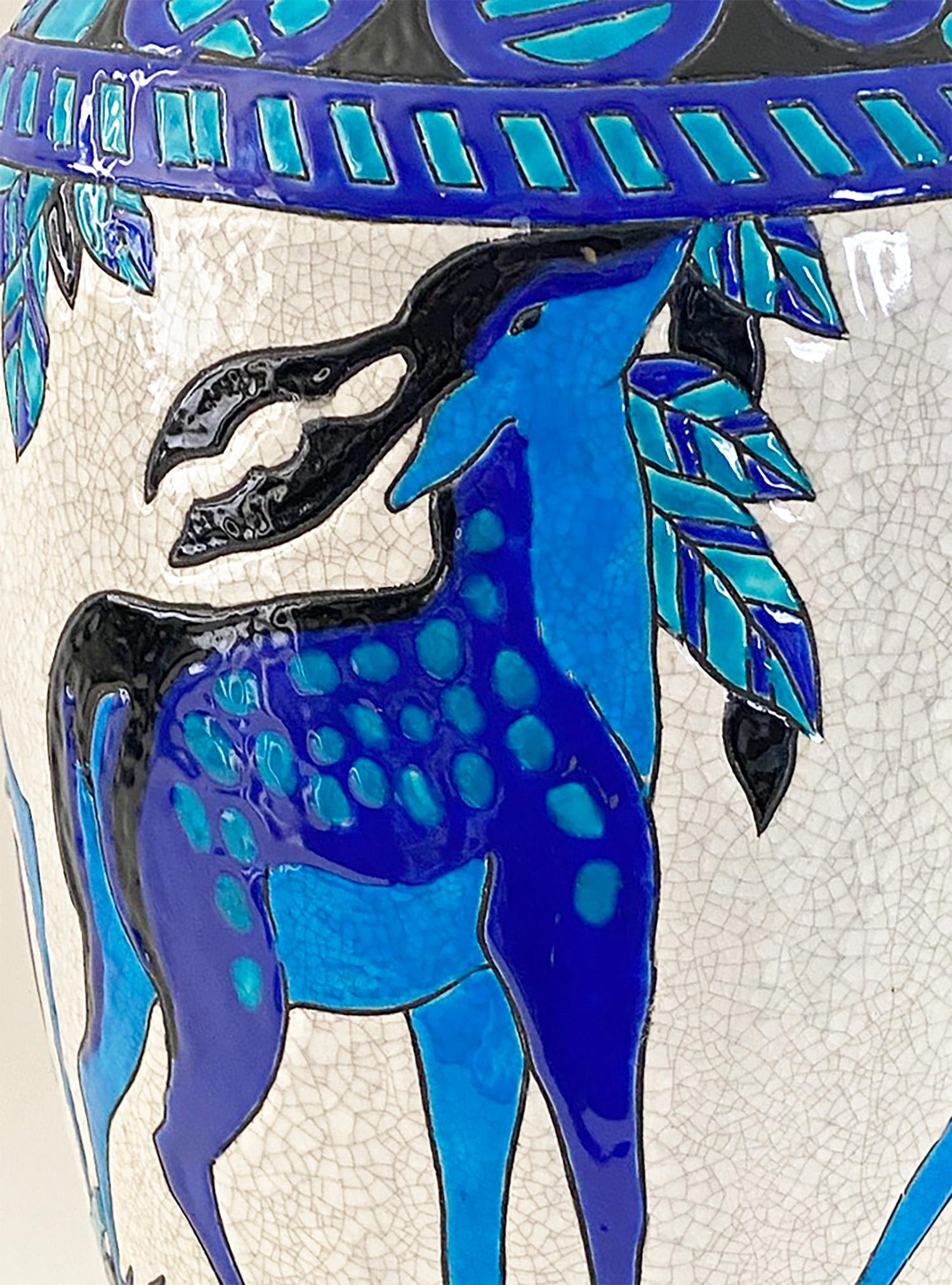 Grand vase en forme de cerf de Charles Catteau for Boch Freres pour Charles Catteau en vente 2