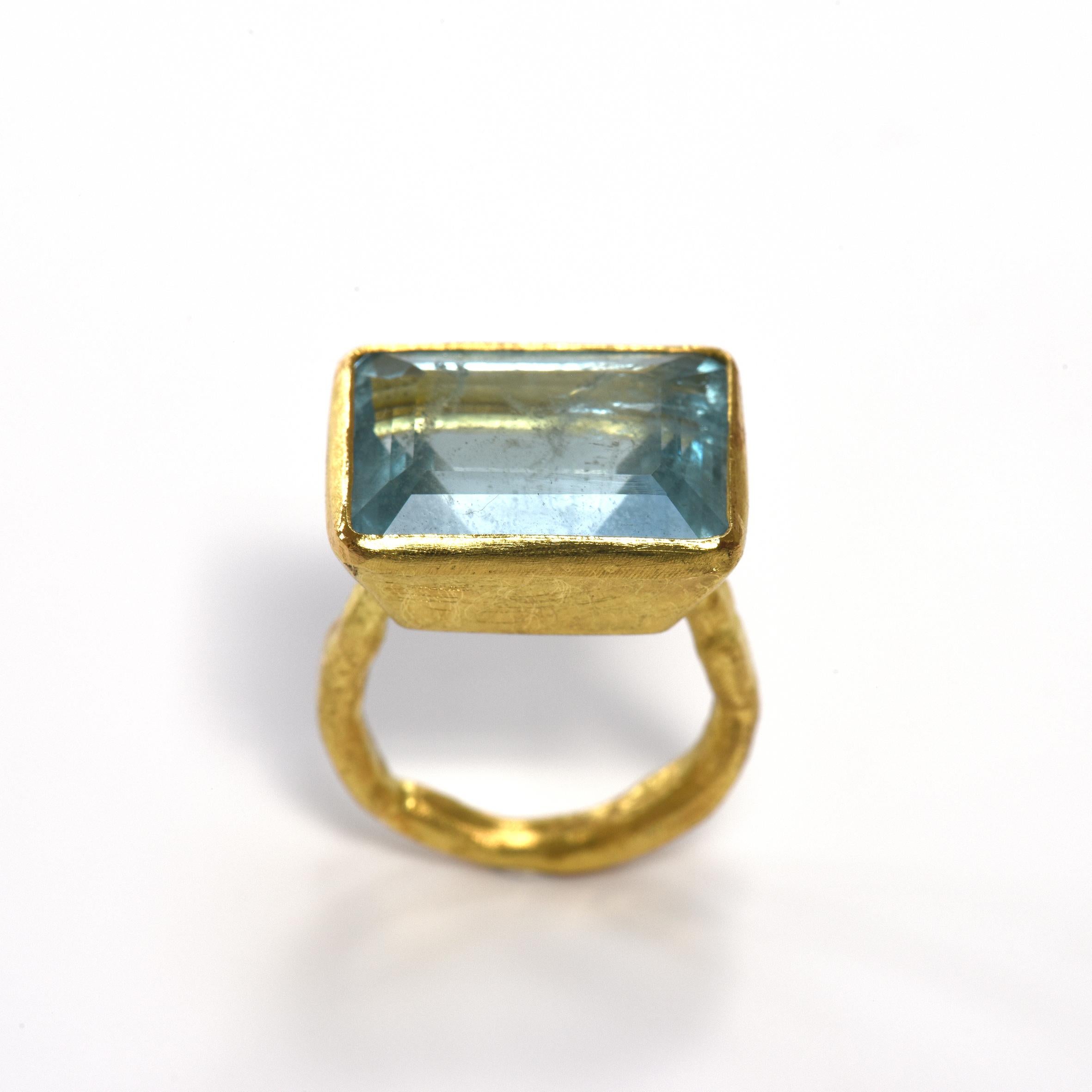 Emerald Cut Large 13.68 Carat Aquamarine 18 Karat Gold Cocktail Ring by Disa Allsopp For Sale