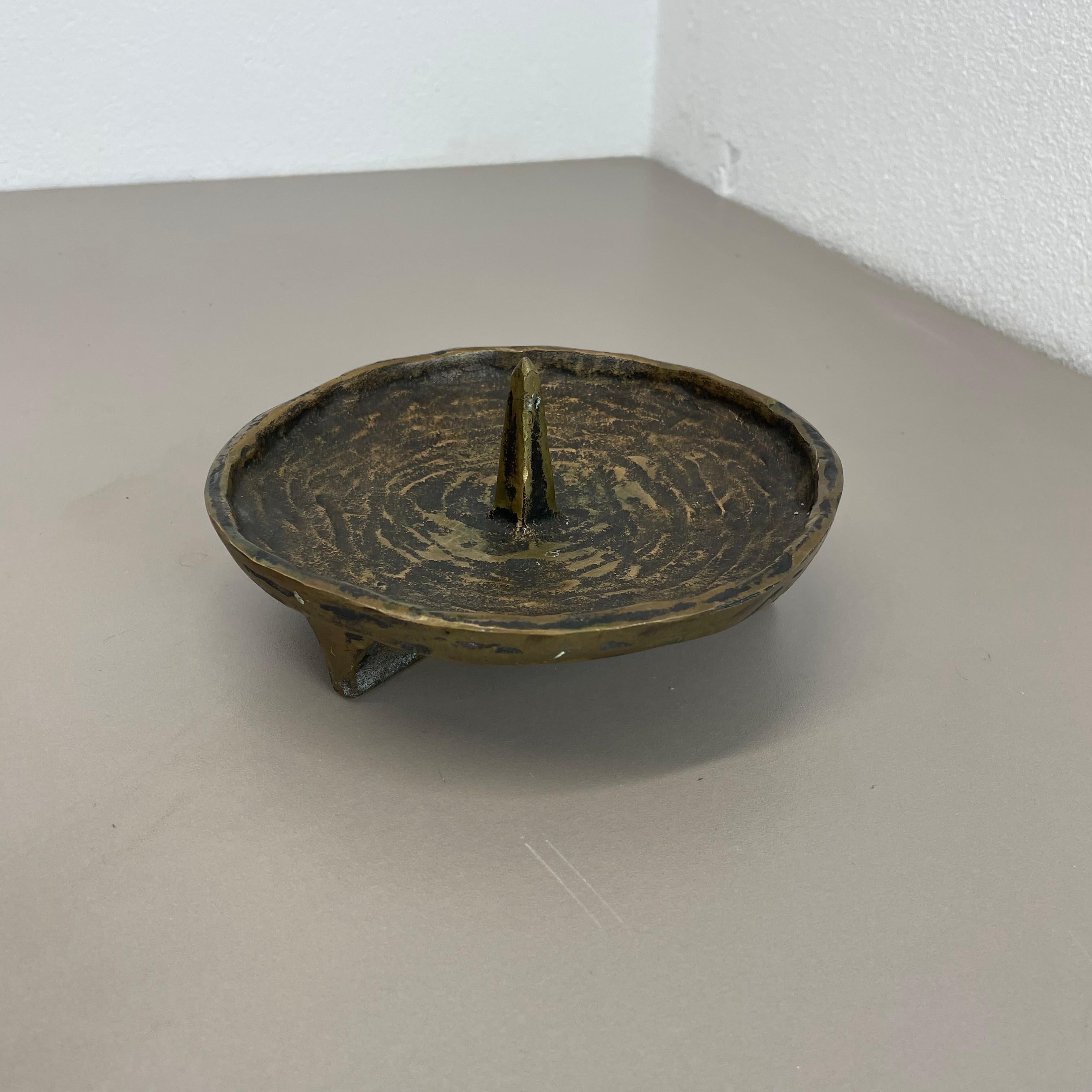 Großer skulpturaler brutalistischer Bronze-Metall-Kerzenhalter mit 1.3kg, Frankreich, 1960er Jahre (Französisch) im Angebot