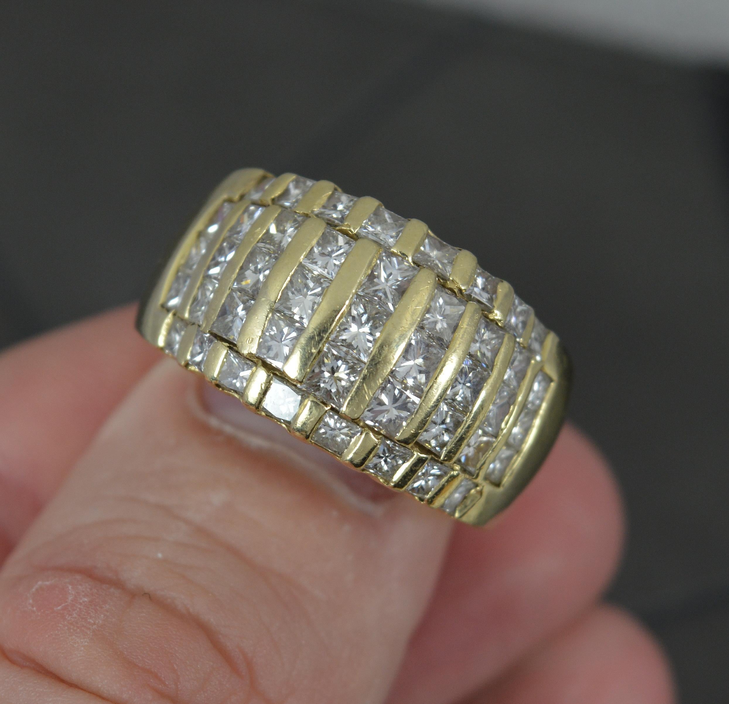 Large 14 Carat Gold and 3.00ct Diamond Cluster Ring For Sale 2