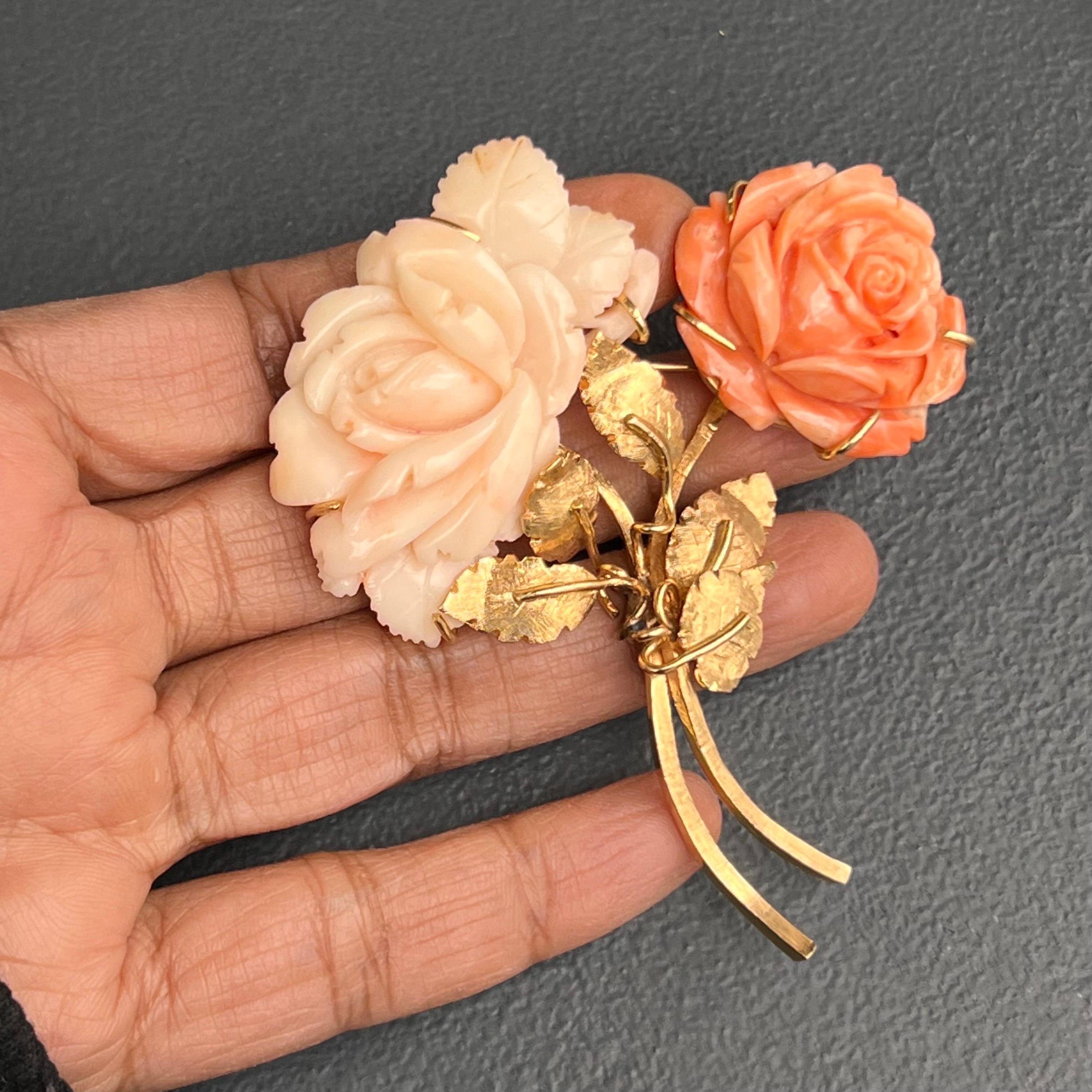 Large 14 Karat Gold Carved Coral Rose Floral Pin Brooch For Sale 3