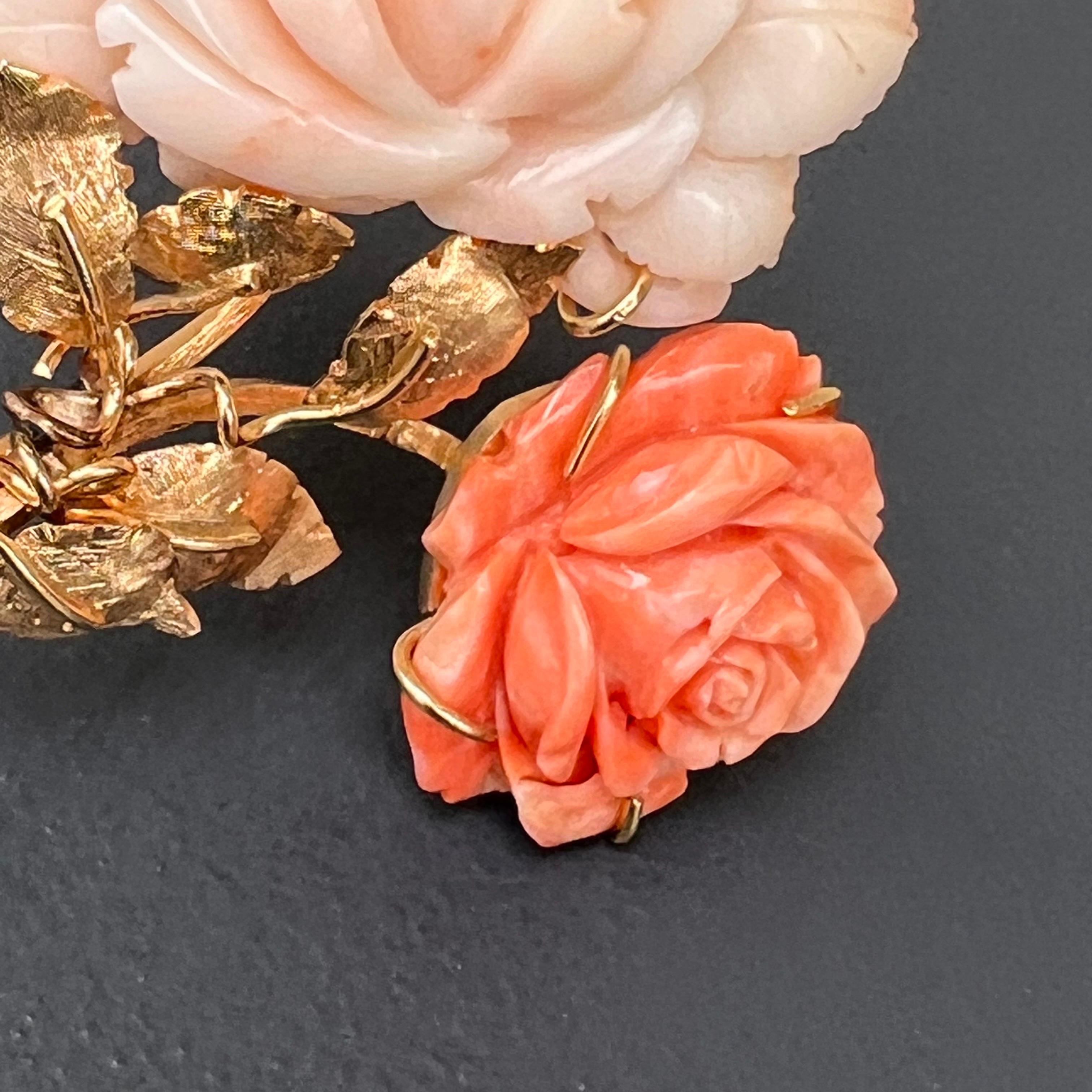 Large 14 Karat Gold Carved Coral Rose Floral Pin Brooch In Good Condition For Sale In Plainsboro, NJ