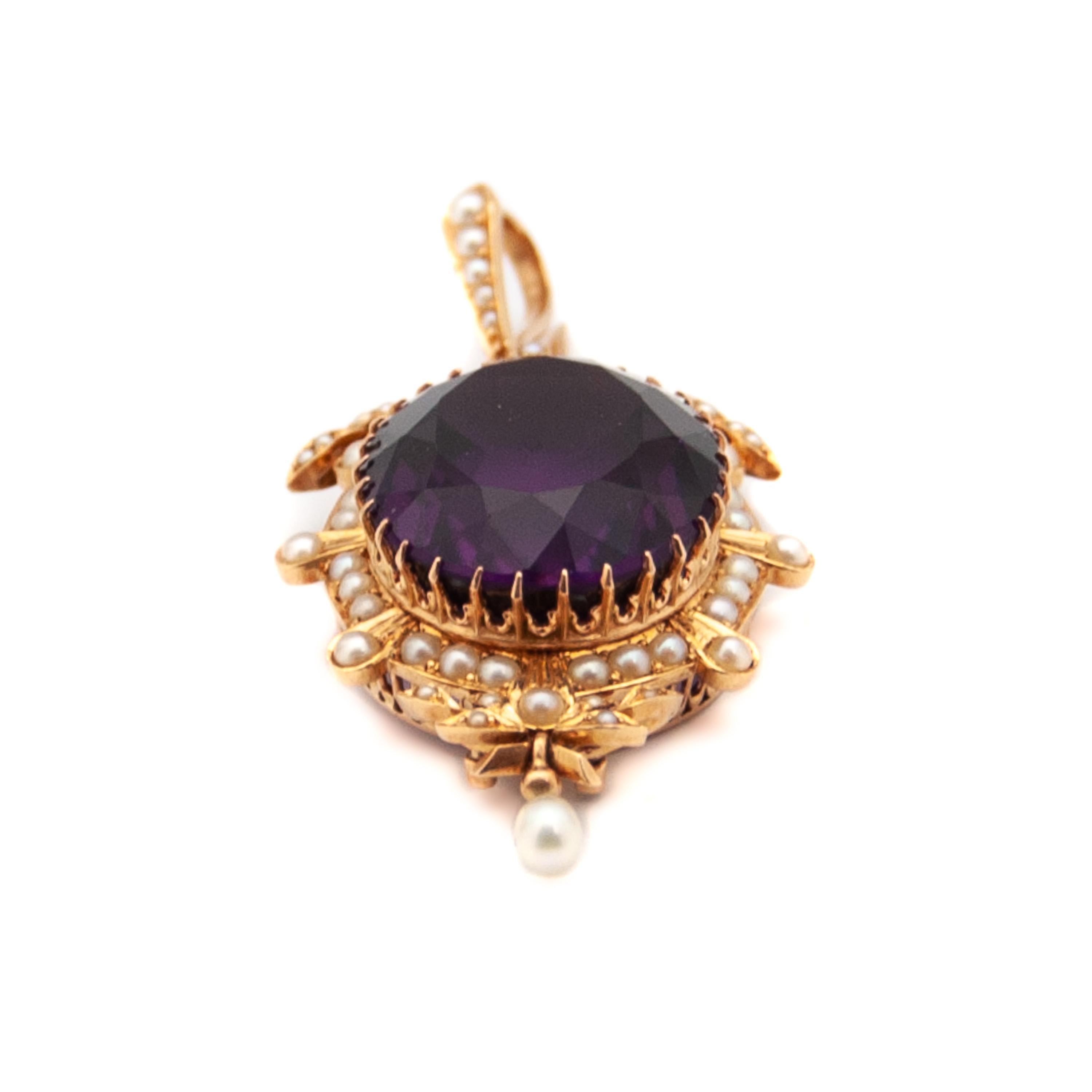 Amethyst and Pearls 14K Gold Pendant In Good Condition In Rotterdam, NL