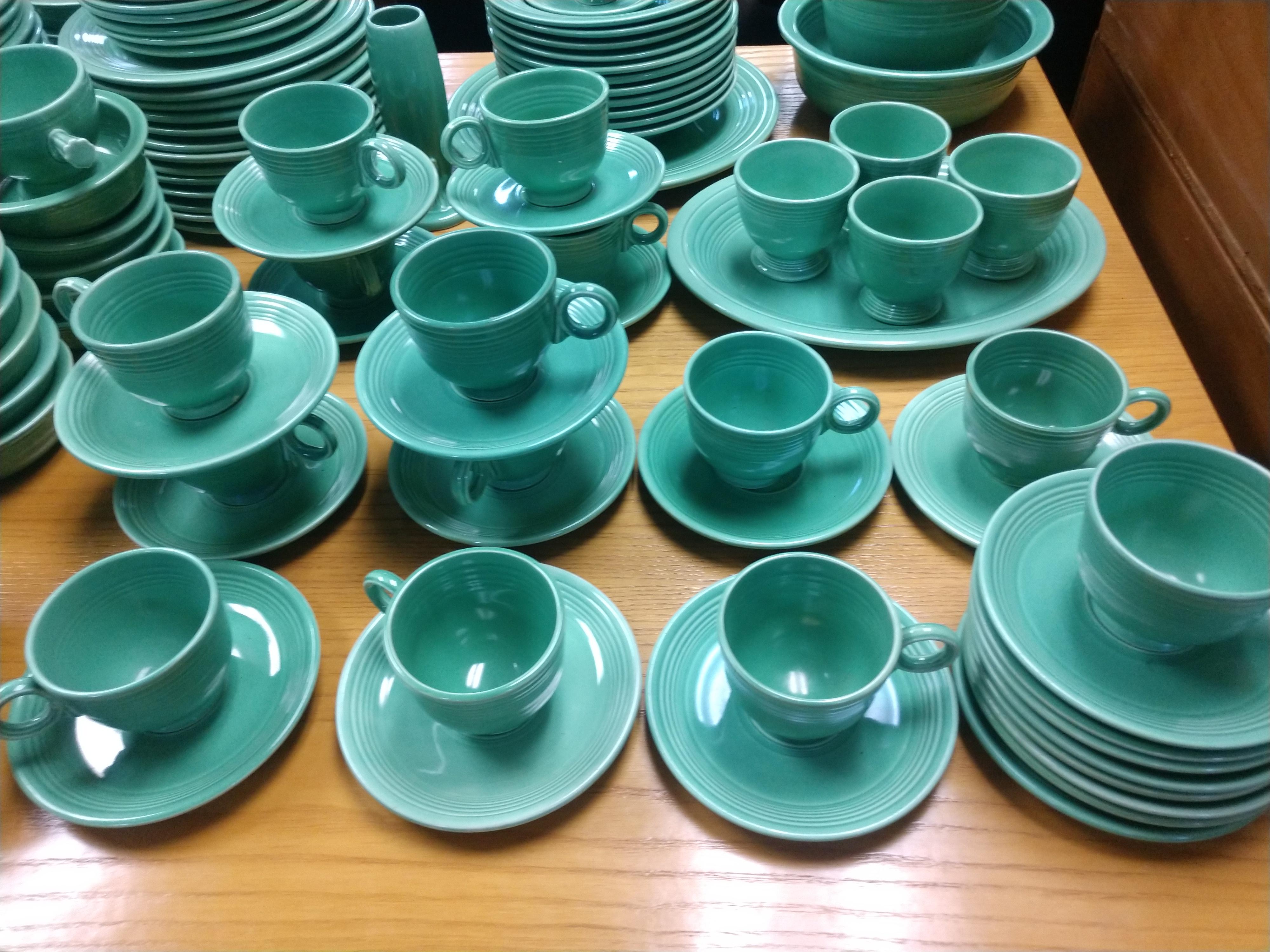 Fabulous set and in near perfect condition, two minor chips on entire set. Set includes: 16- 10 1/4 inch dinner plates, 13-9