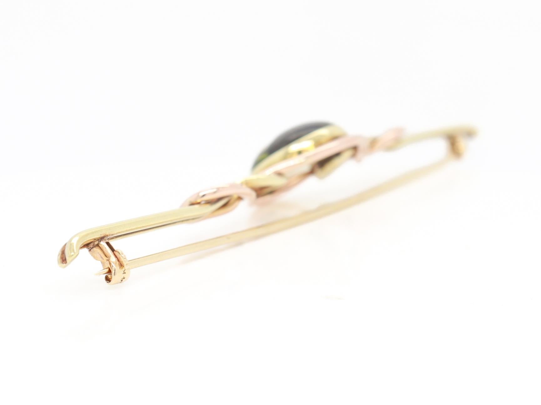 Large 14K Gold Brooch with an Essex Crystal of a Scottie Dog For Sale 6