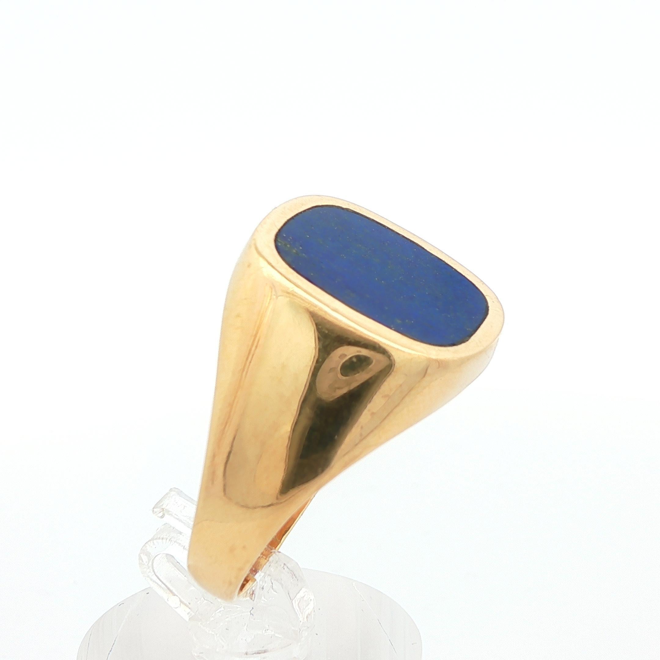 Contemporain Grande bague en or jaune 14k incrustée de lapis en vente