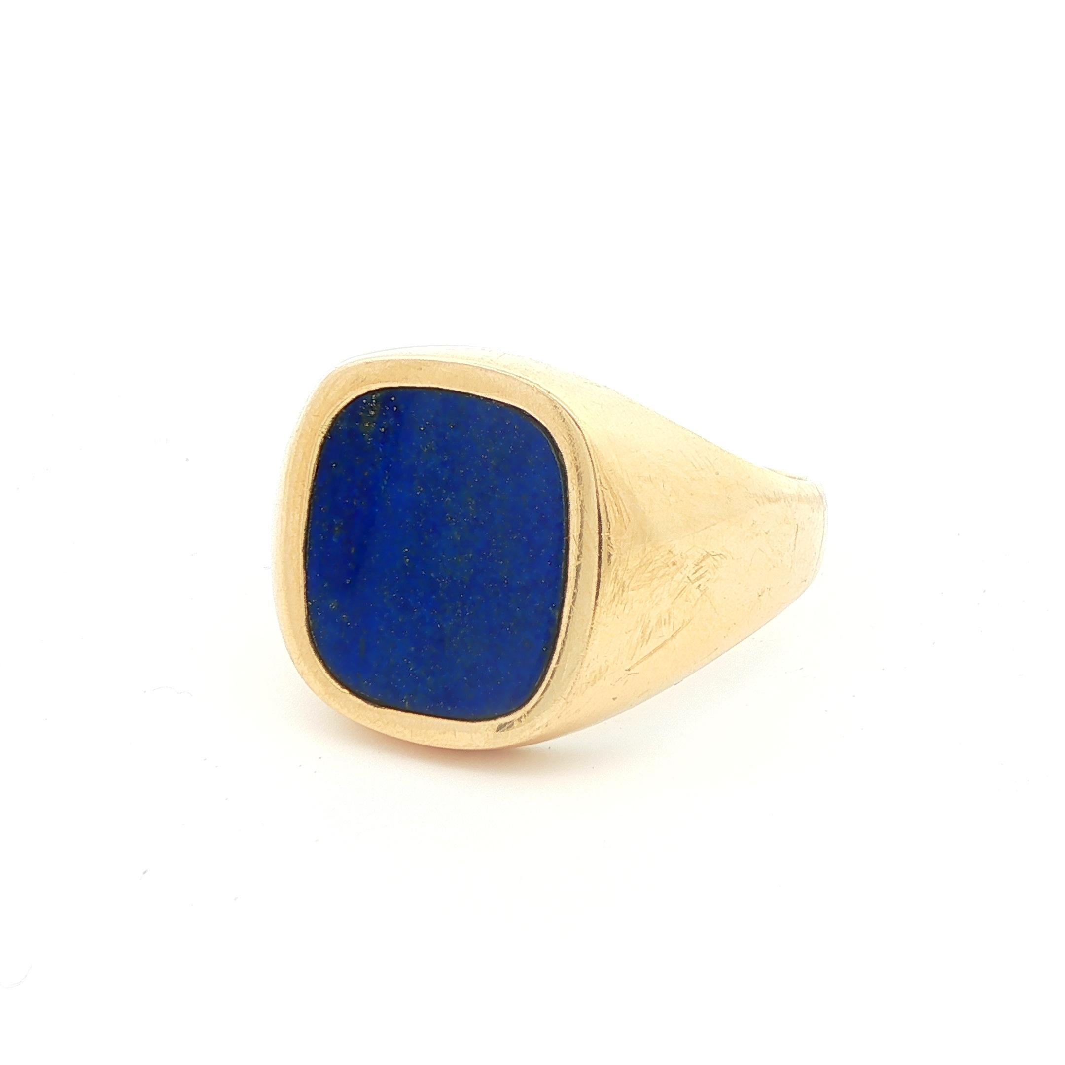 Grande bague en or jaune 14k incrustée de lapis Bon état - En vente à Lexington, KY