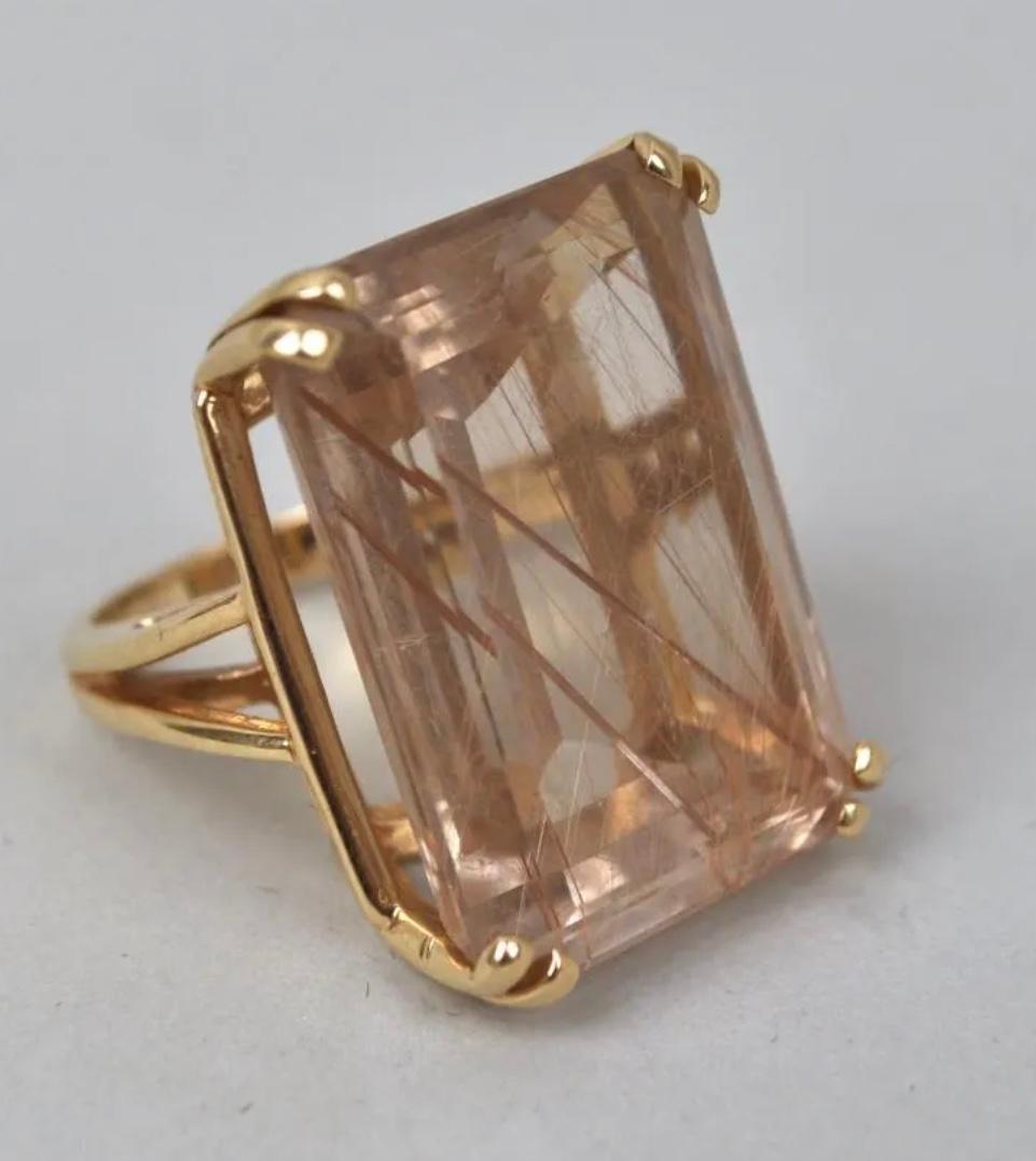 Large 14K Yellow Gold Reticulated Quartz Cocktail Ring. 23.03 Grams TW. The dimensions are approximately 30 mm x 20mm. Approximately 15+ carats. Marked 14k. Approximate size 7.0.