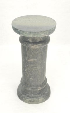 Großer Marmorsockel mit 15" Durchmesser, gedreht MINT