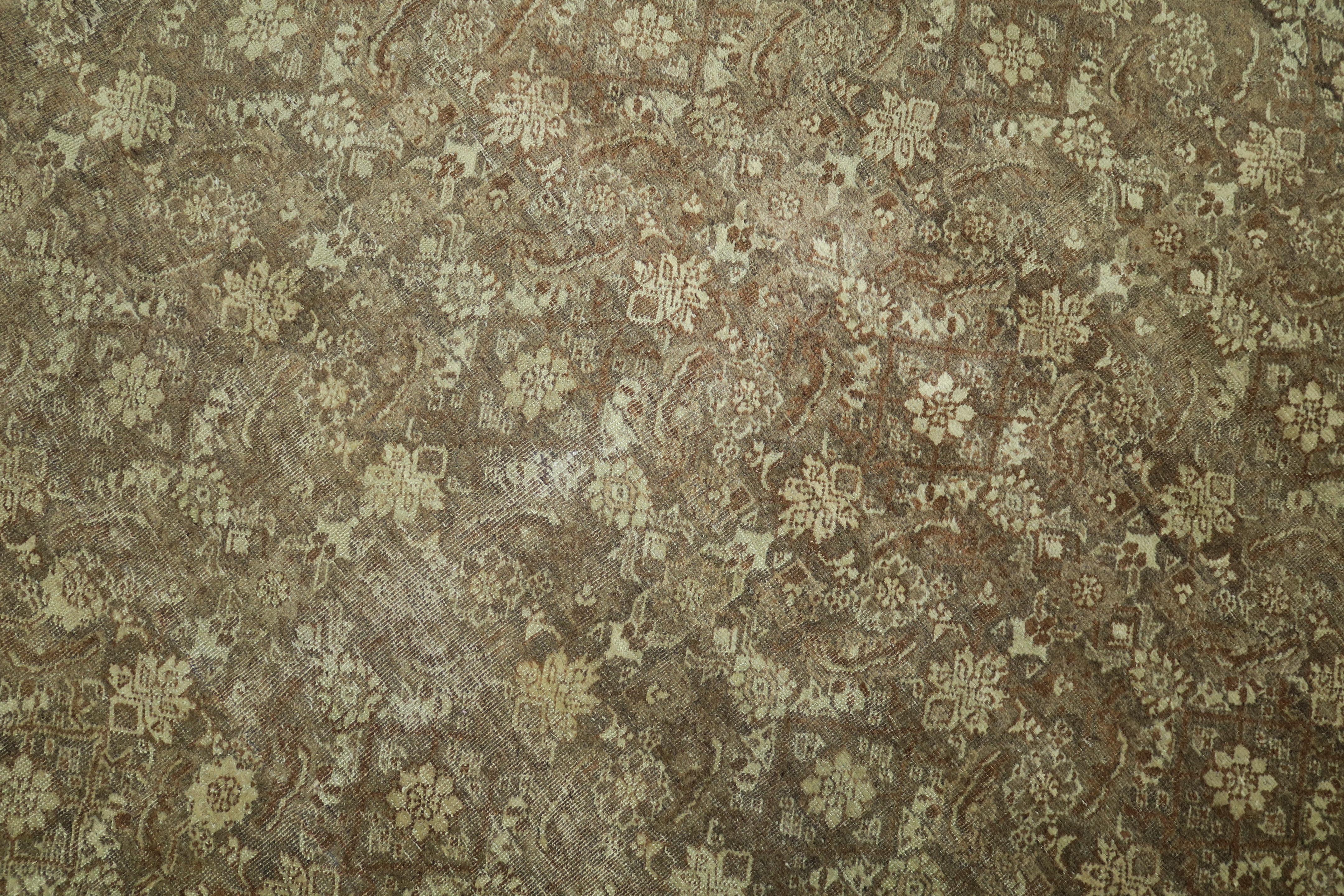 Grand tapis carré persan Tabriz Brown du 20e siècle en vente 4