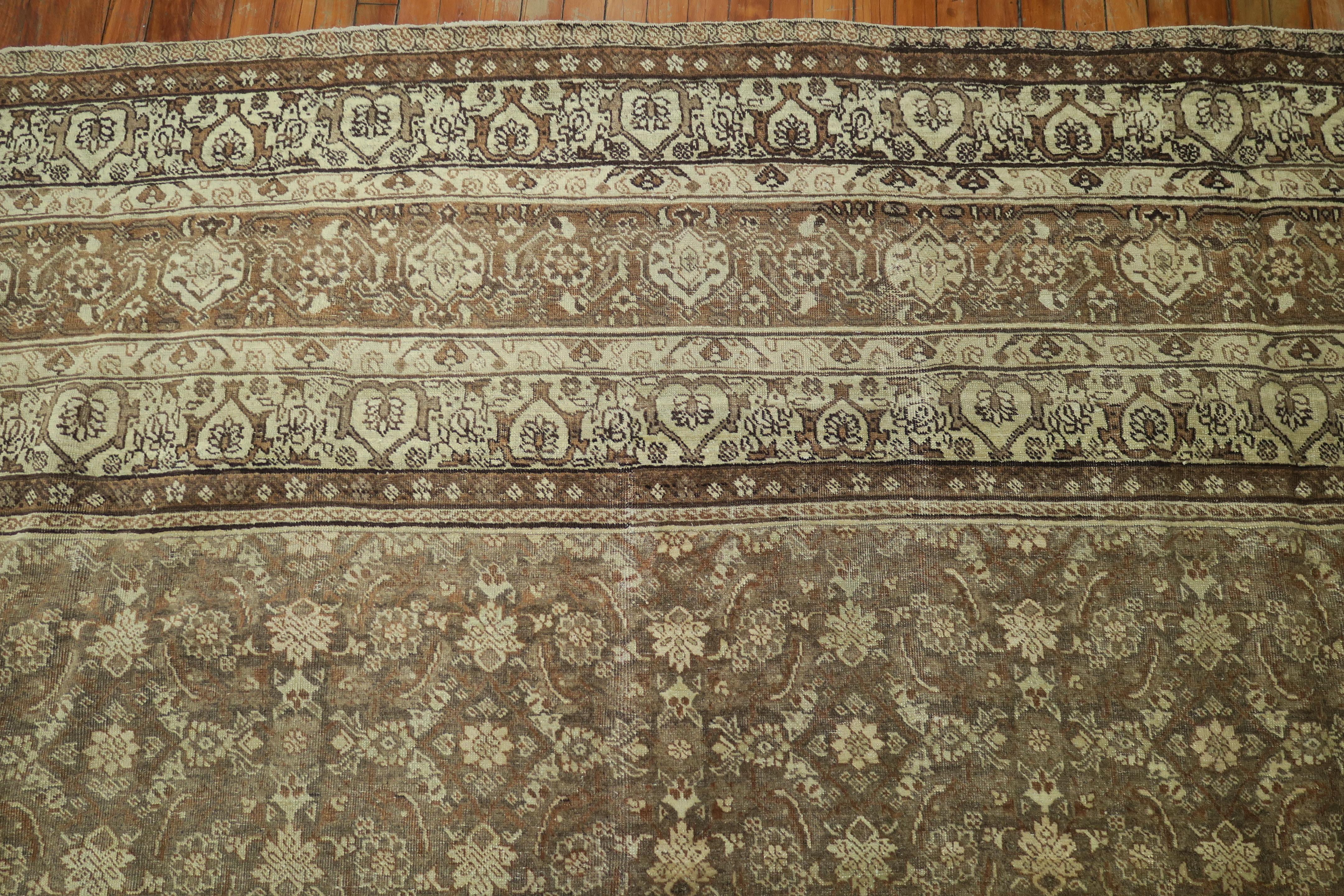 Grand tapis carré persan Tabriz Brown du 20e siècle en vente 5