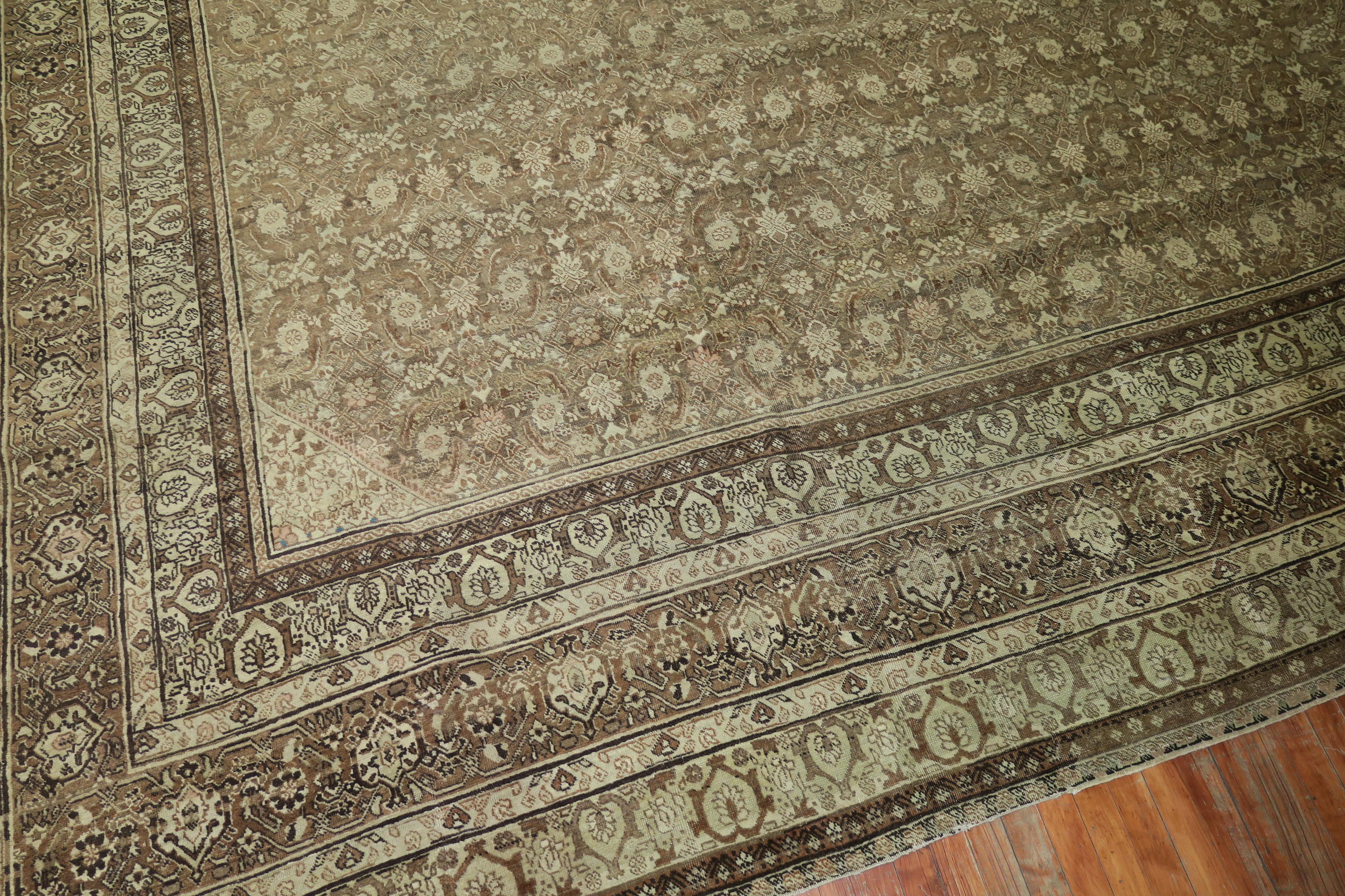 Grand tapis carré persan Tabriz Brown du 20e siècle en vente 9