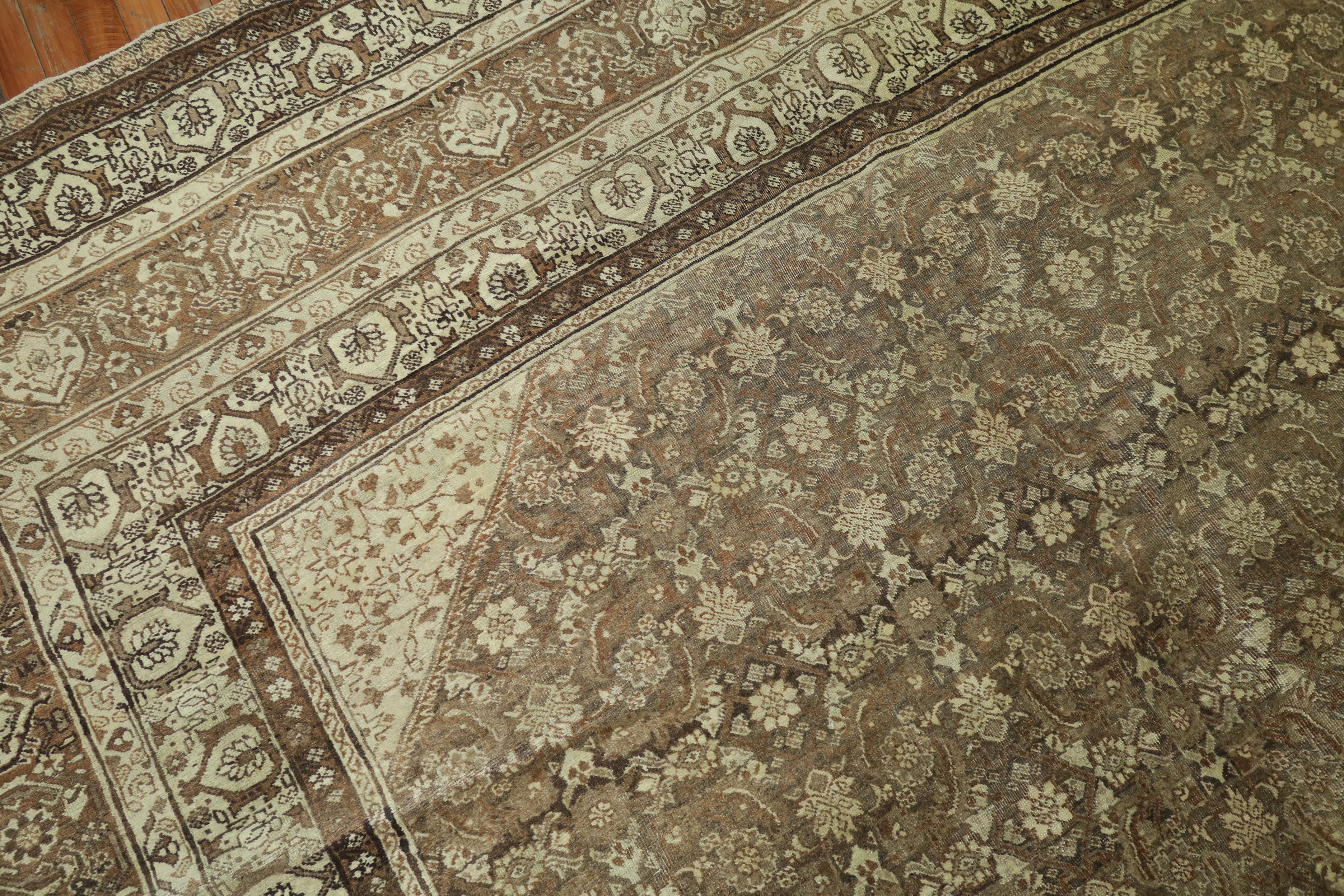 Grand tapis carré persan Tabriz Brown du 20e siècle en vente 2