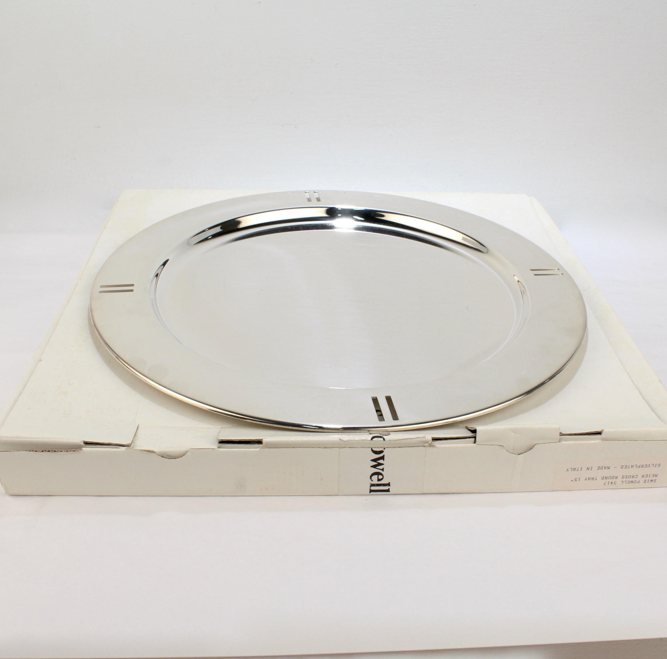 Grand chargeur ou plateau en métal argenté de Richard Meier pour Swid Powell  en vente 3