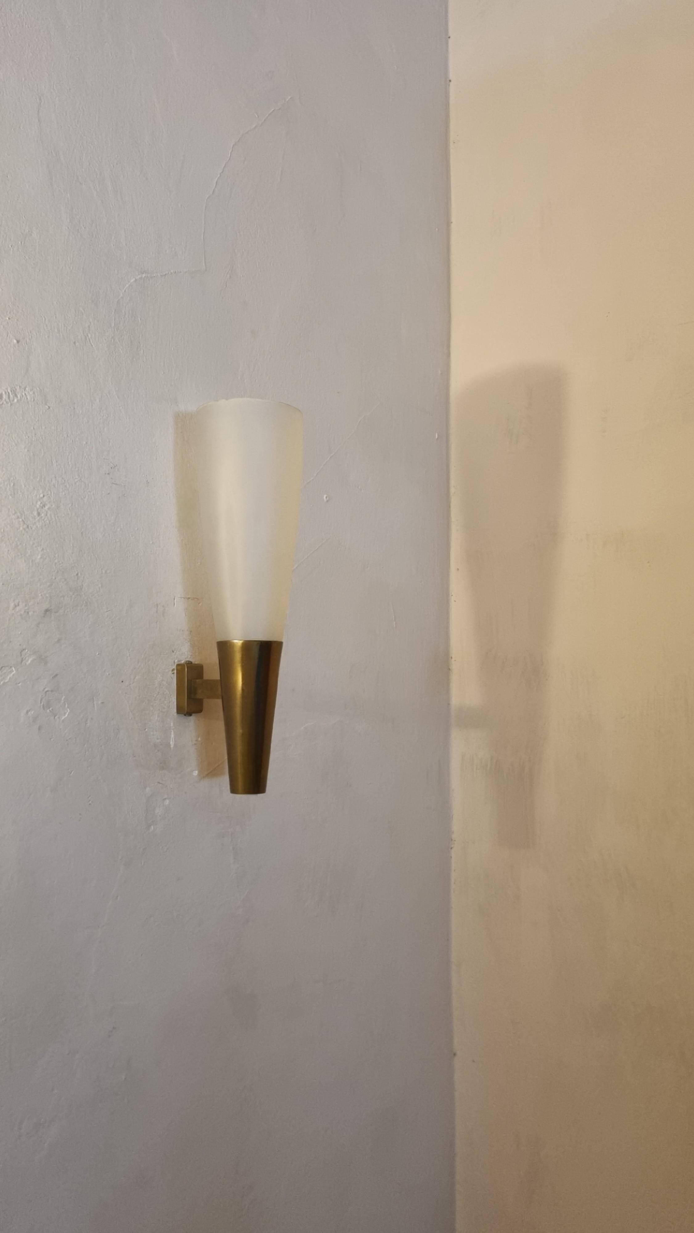 Large 1537 wall sconces designed by Pietro Chiesa for Fontana Arte 1936 en vente 6