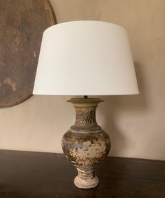 Grande lampada da tavolo a forma di vaso in ceramica nera Khmer del XV secolo