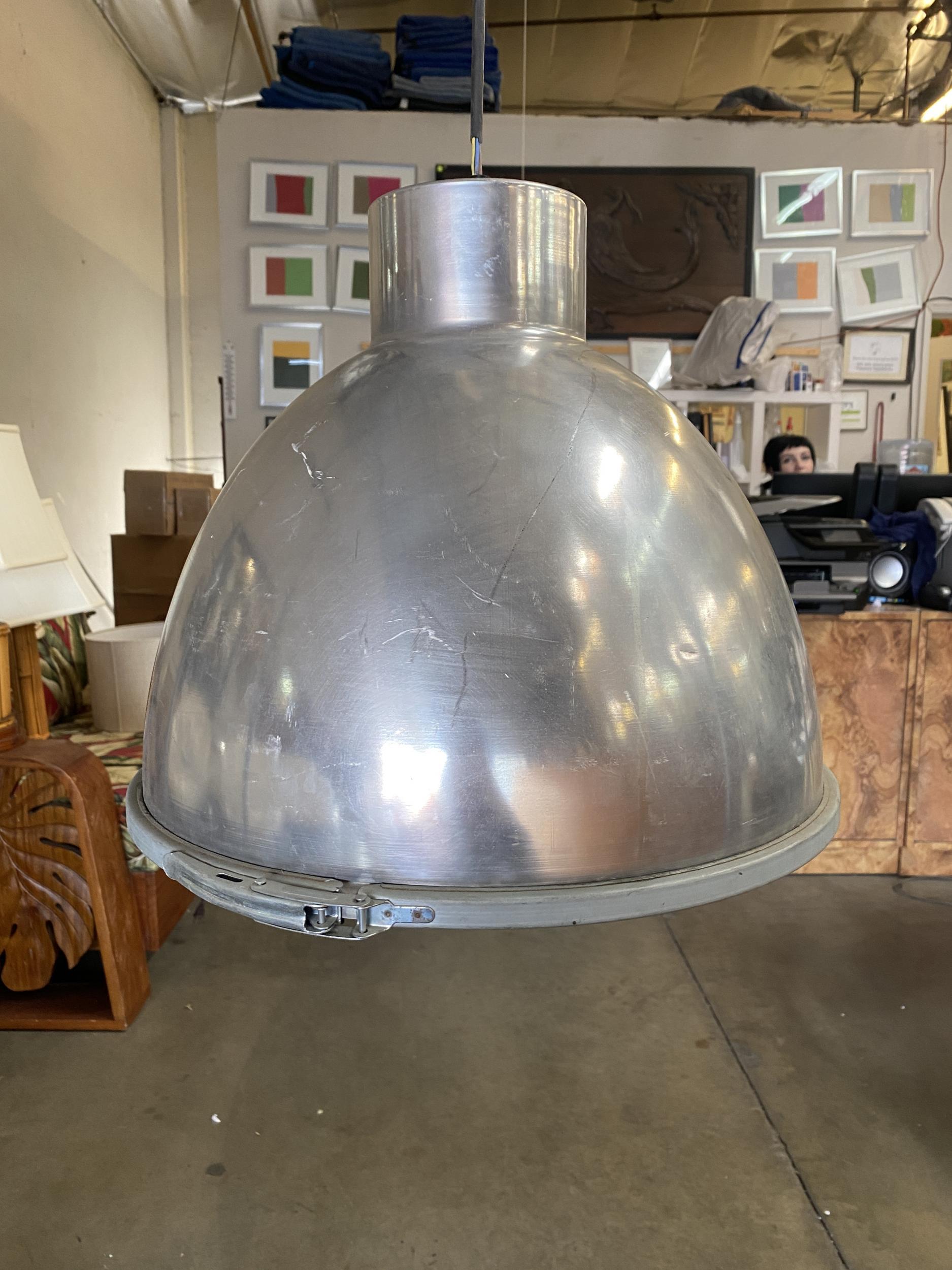 extra large industrial pendant light