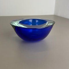 Large 1, 6kg Murano Glass Round Sommerso Bowl Element Ashtray Murano Italy 1970