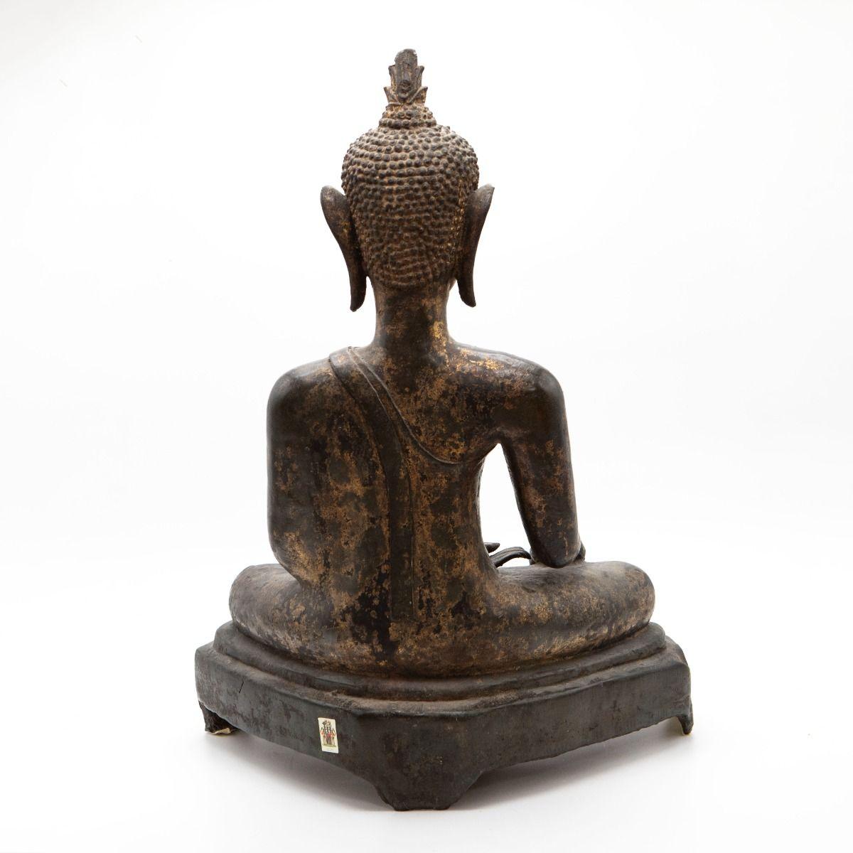 Autre Grand bouddha du Siam en bronze doré des XVIe et XVIIe siècles, de style Sukhothai en vente