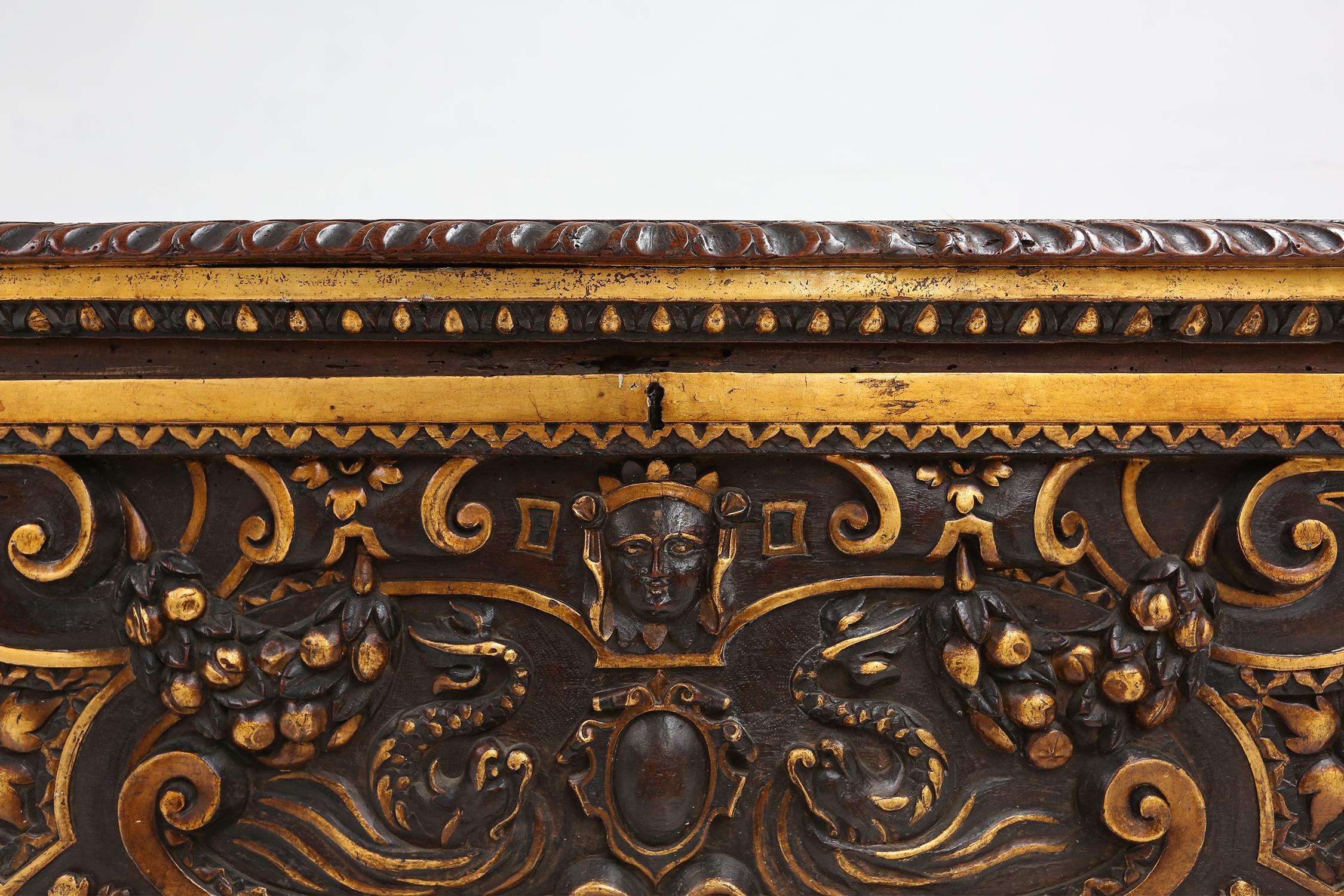 Italian Large 16th century carved and polychroom painted oak Venetian chest, Italy For Sale