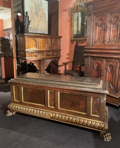 Large 16th Century Tuscan Wedding Chest Called "Cassone"